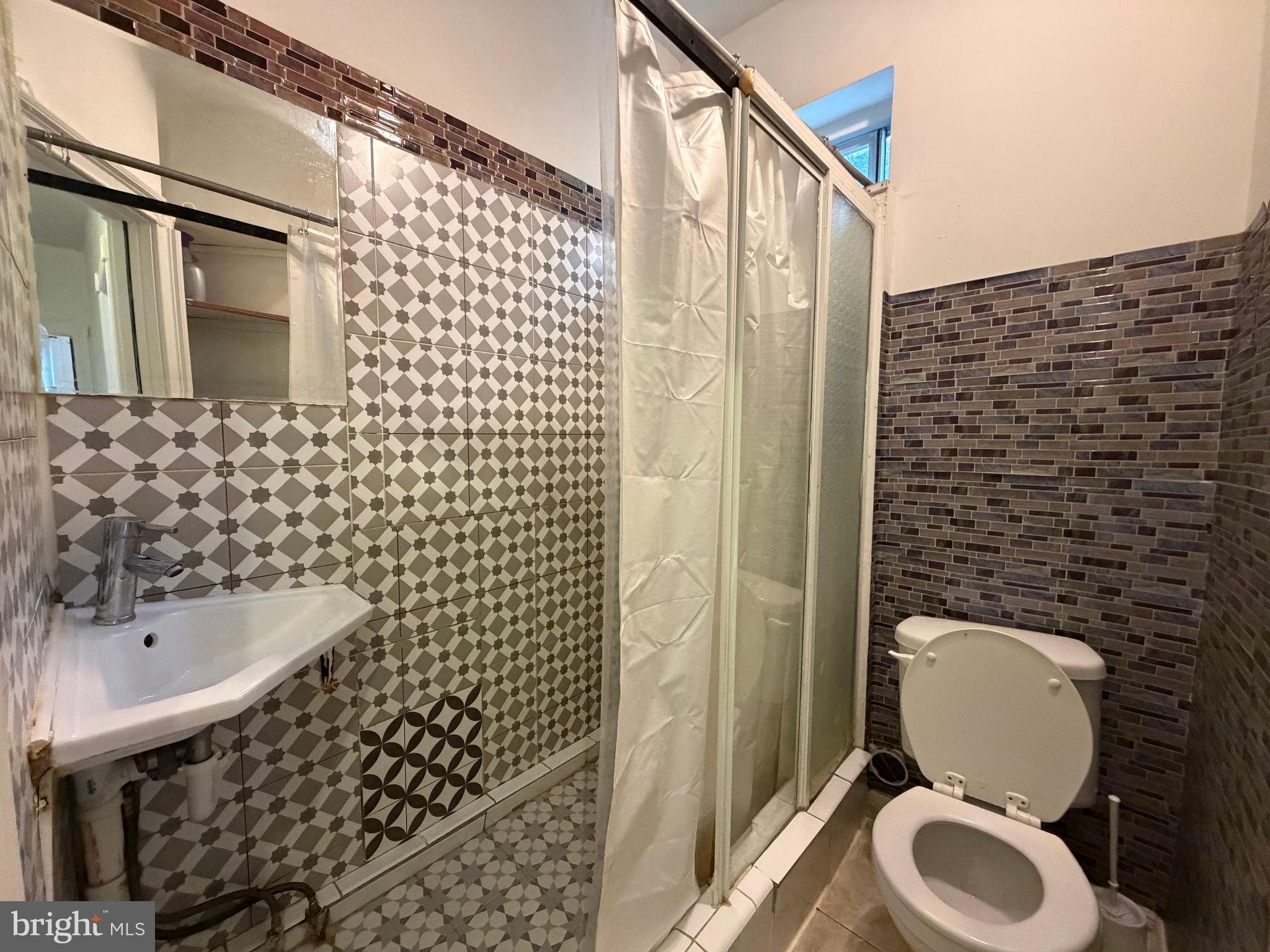 PHILADELPHIA (SOUTH) - Residential