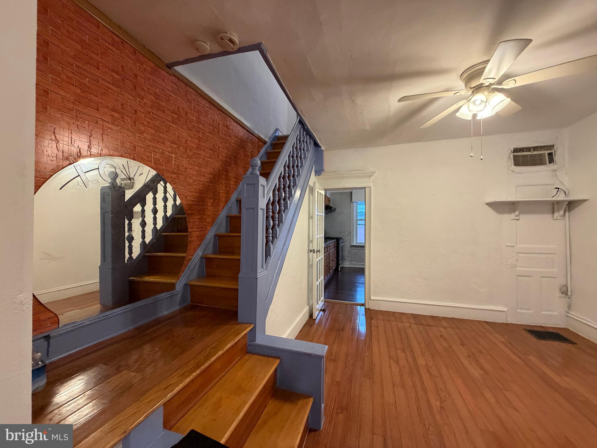 PHILADELPHIA (SOUTH) - Residential