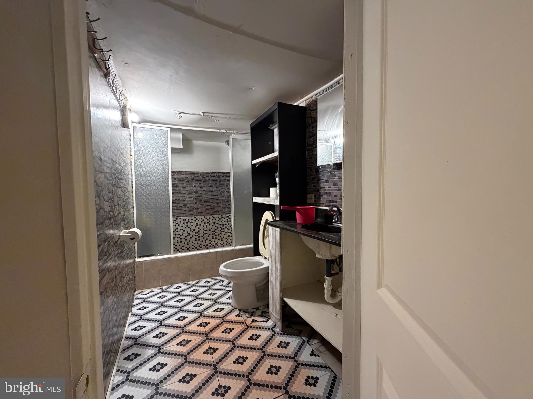 PHILADELPHIA (SOUTH) - Residential