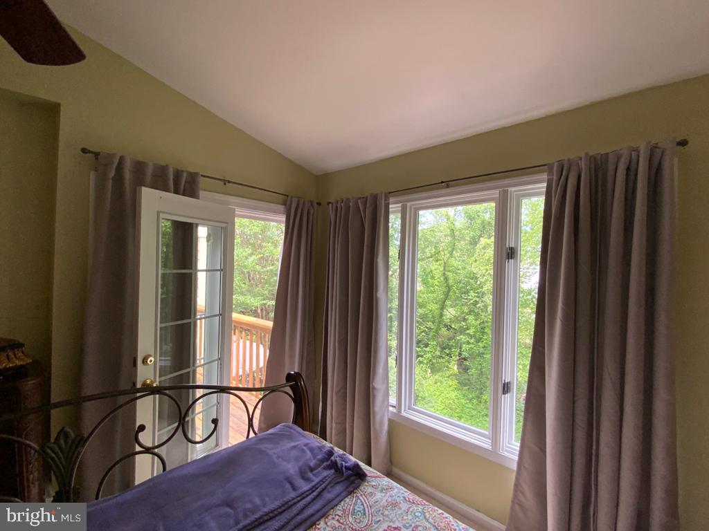 POTOMAC FAIRWAYS - Residential