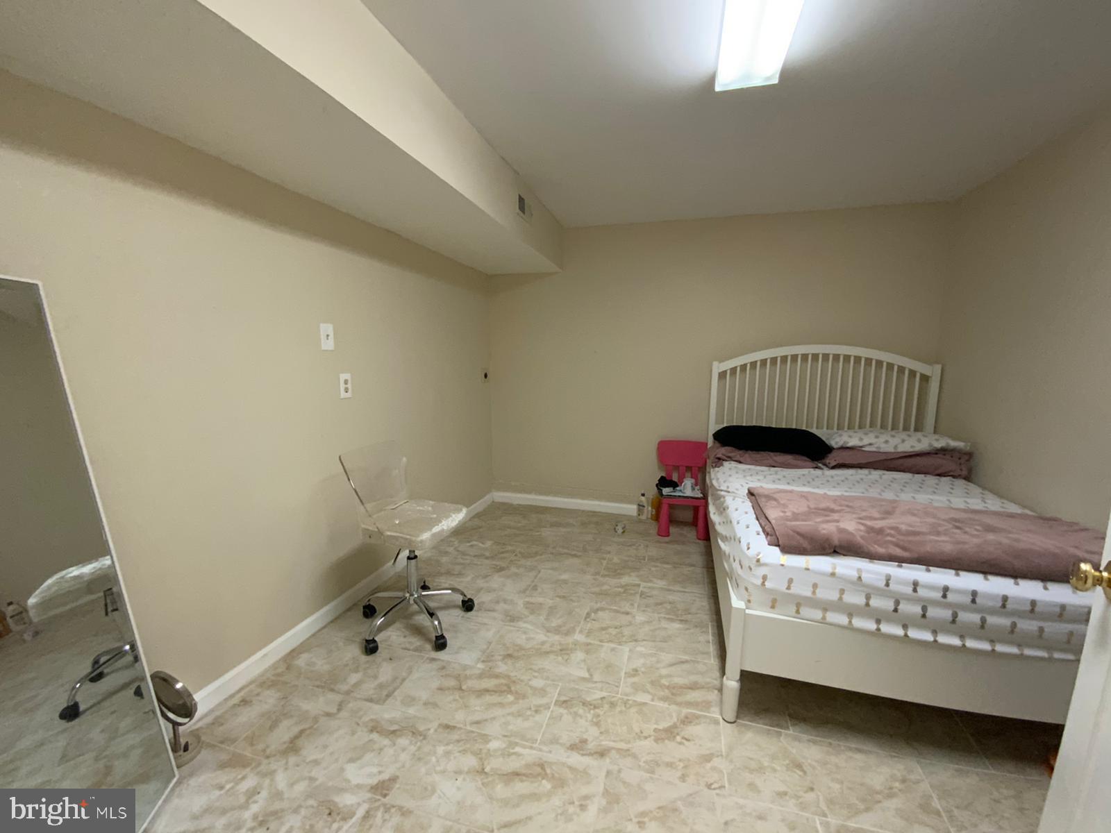 POTOMAC FAIRWAYS - Residential