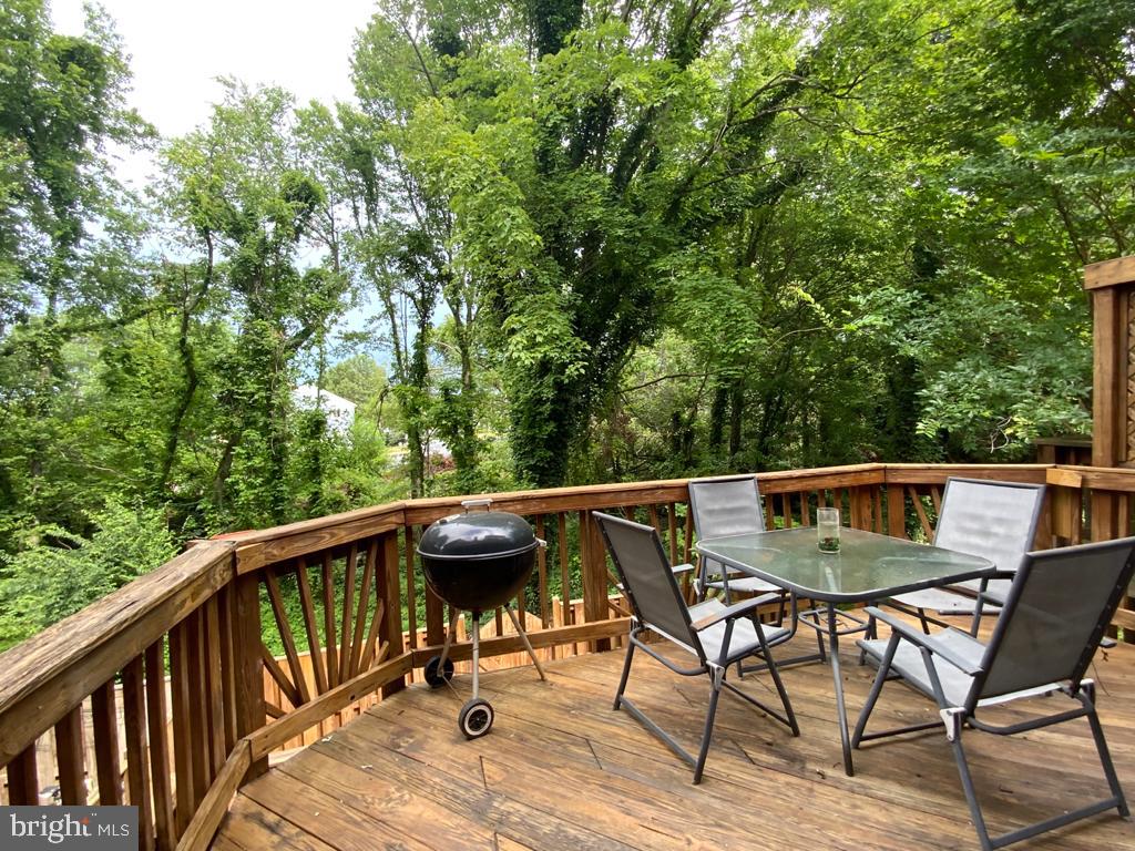 POTOMAC FAIRWAYS - Residential