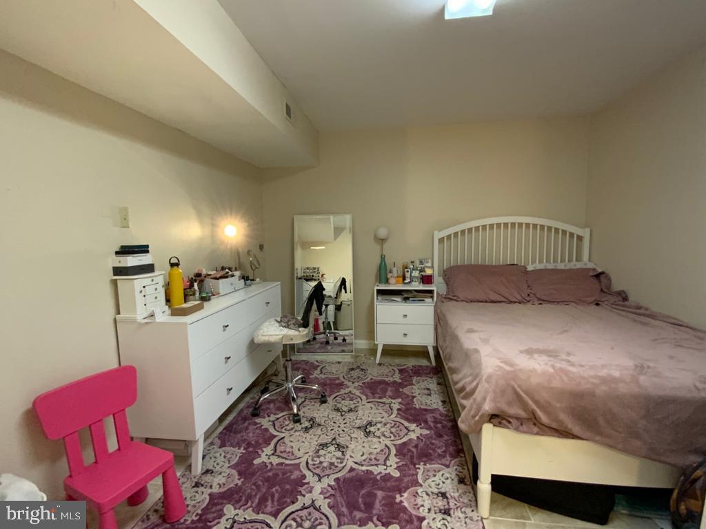 POTOMAC FAIRWAYS - Residential