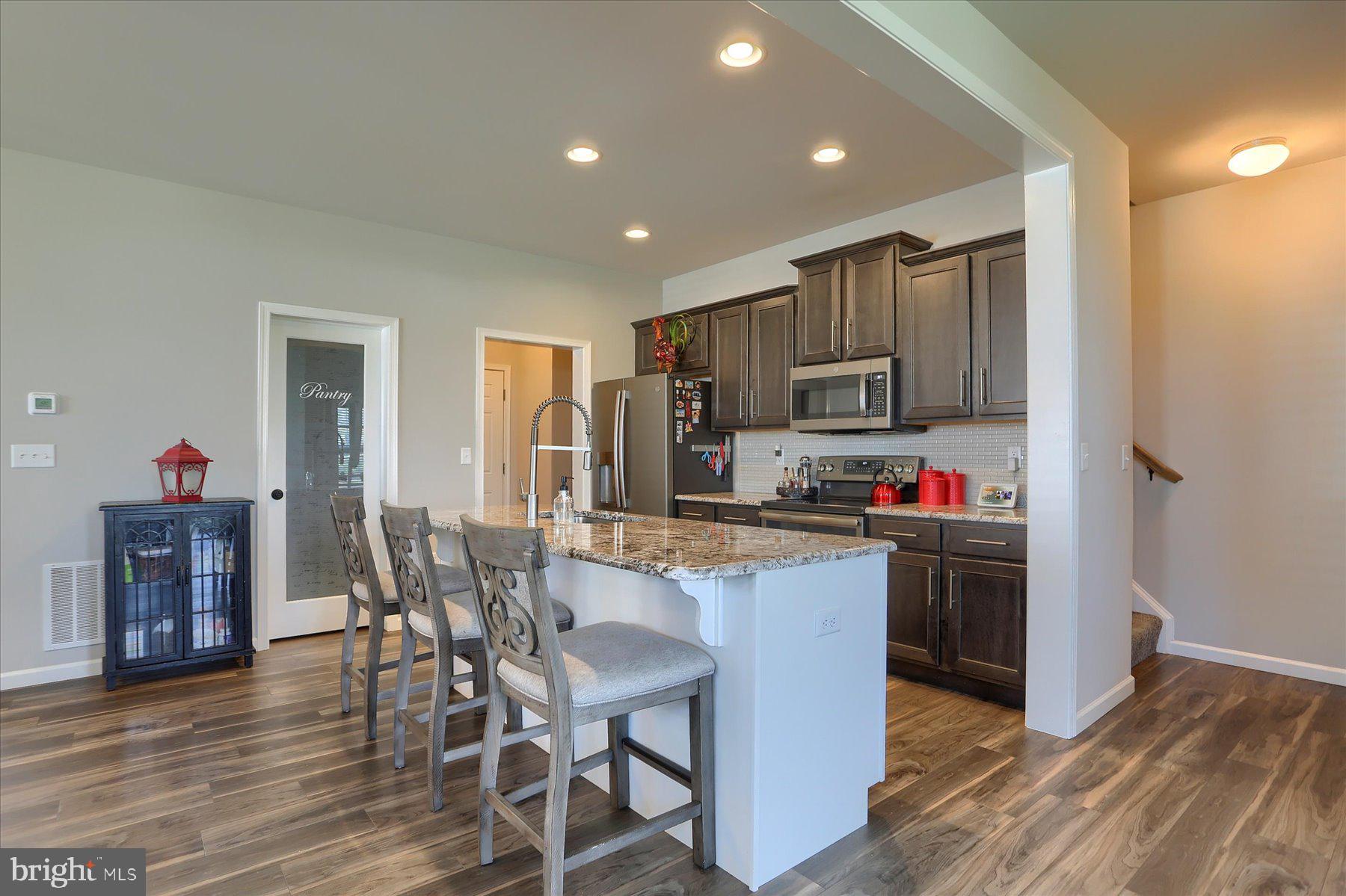 ORCHARD GLEN - Residential