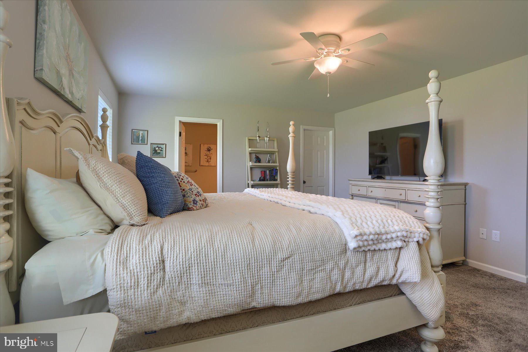 ORCHARD GLEN - Residential