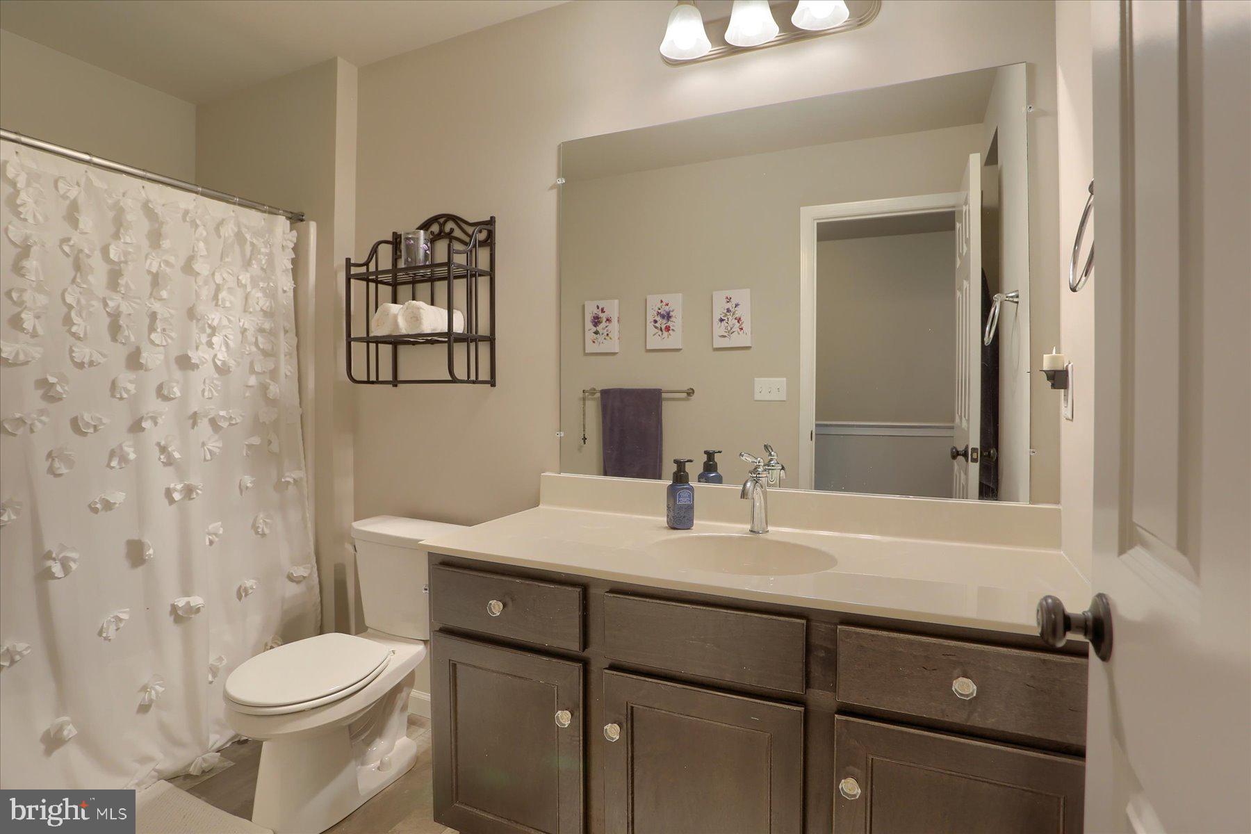 ORCHARD GLEN - Residential