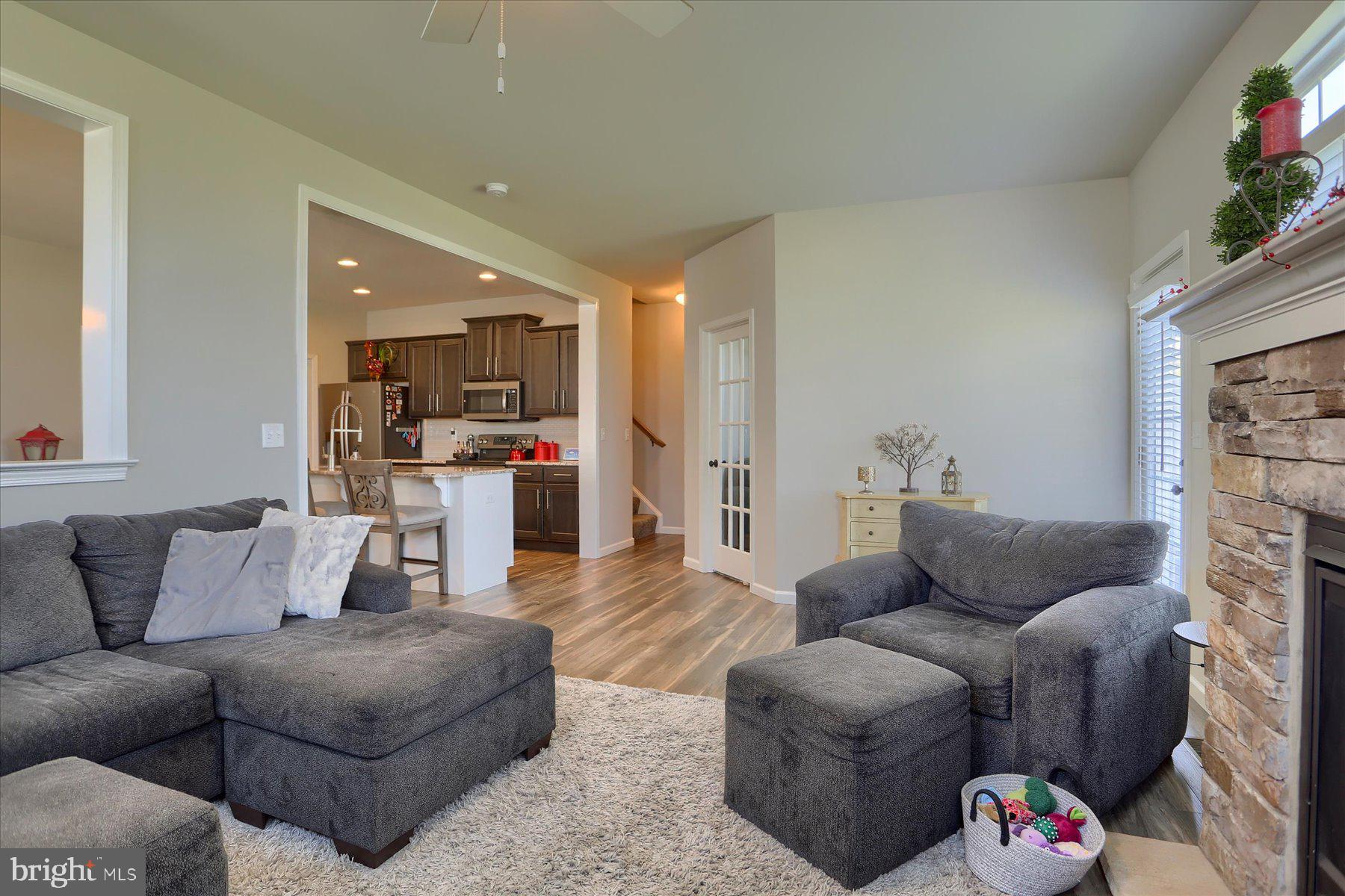 ORCHARD GLEN - Residential