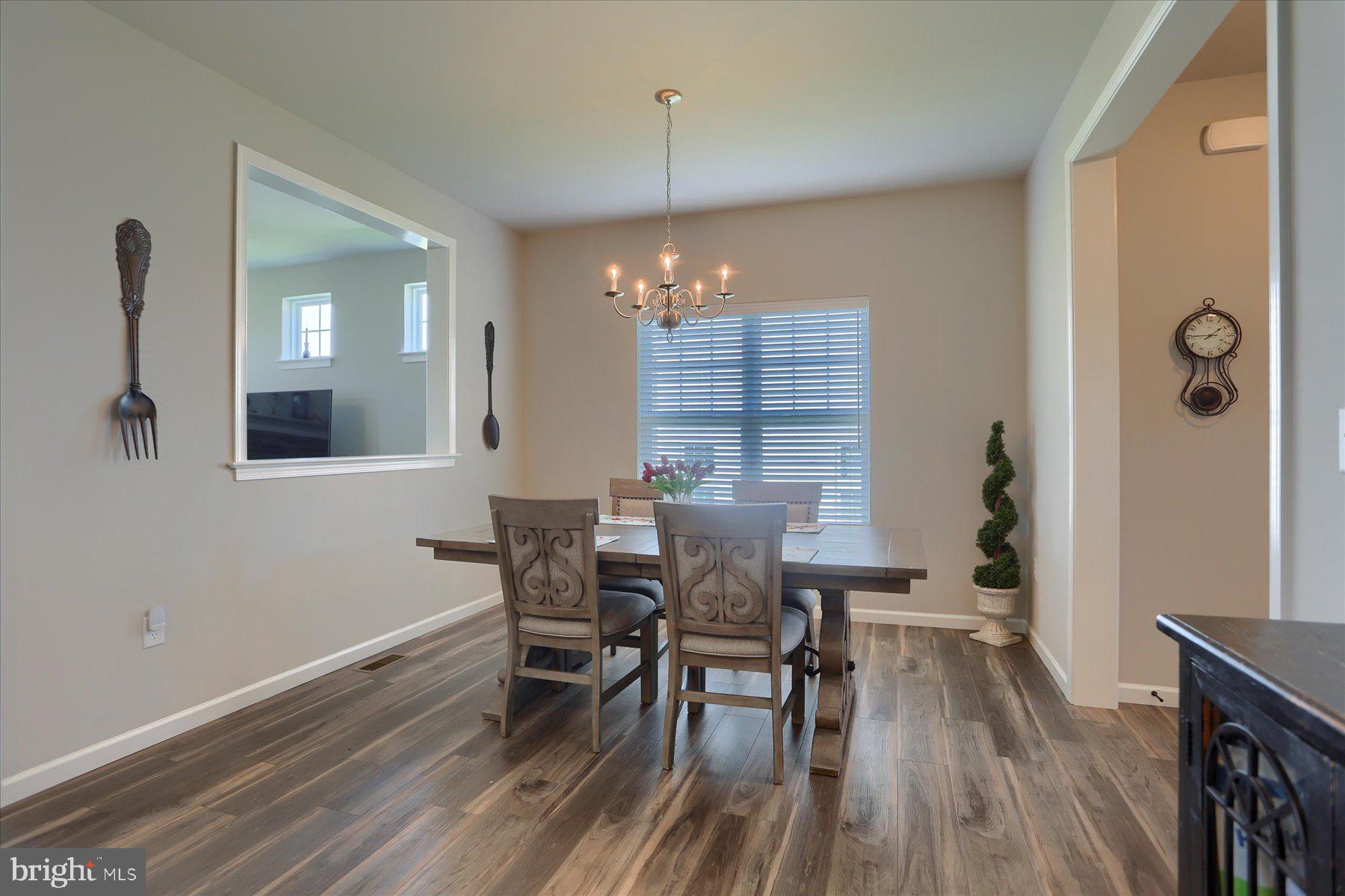 ORCHARD GLEN - Residential