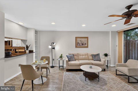 Photo of 1414 12th Street N #1414B, ARLINGTON, VA 22209 (MLS # VAAR2076482)