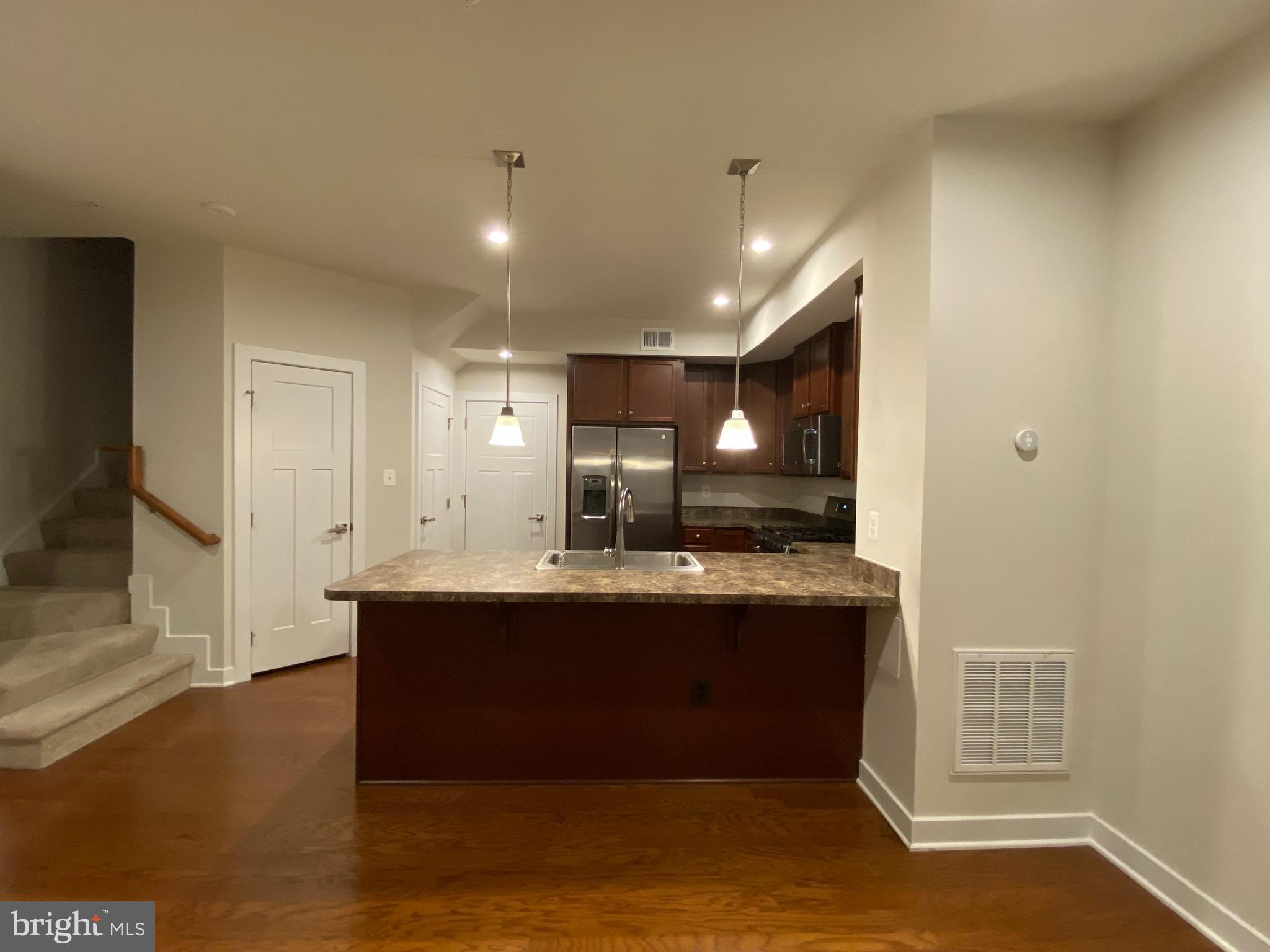 LINTON AT BALLENGER - Residential Lease