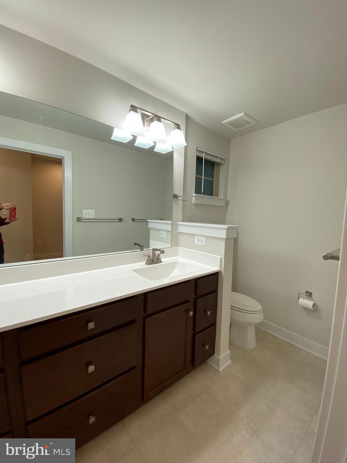 LINTON AT BALLENGER - Residential Lease