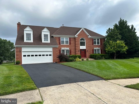 Homes For Rent - 21274 Meadowsweet Court<br/> ASHBURN, VA 20147