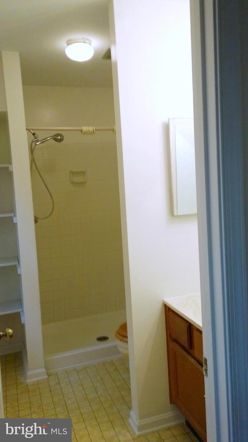 HERITAGE OAKS - Residential