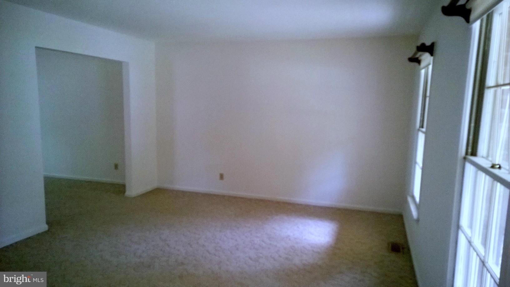 HERITAGE OAKS - Residential