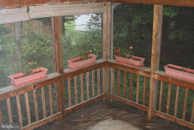 HERITAGE OAKS - Residential