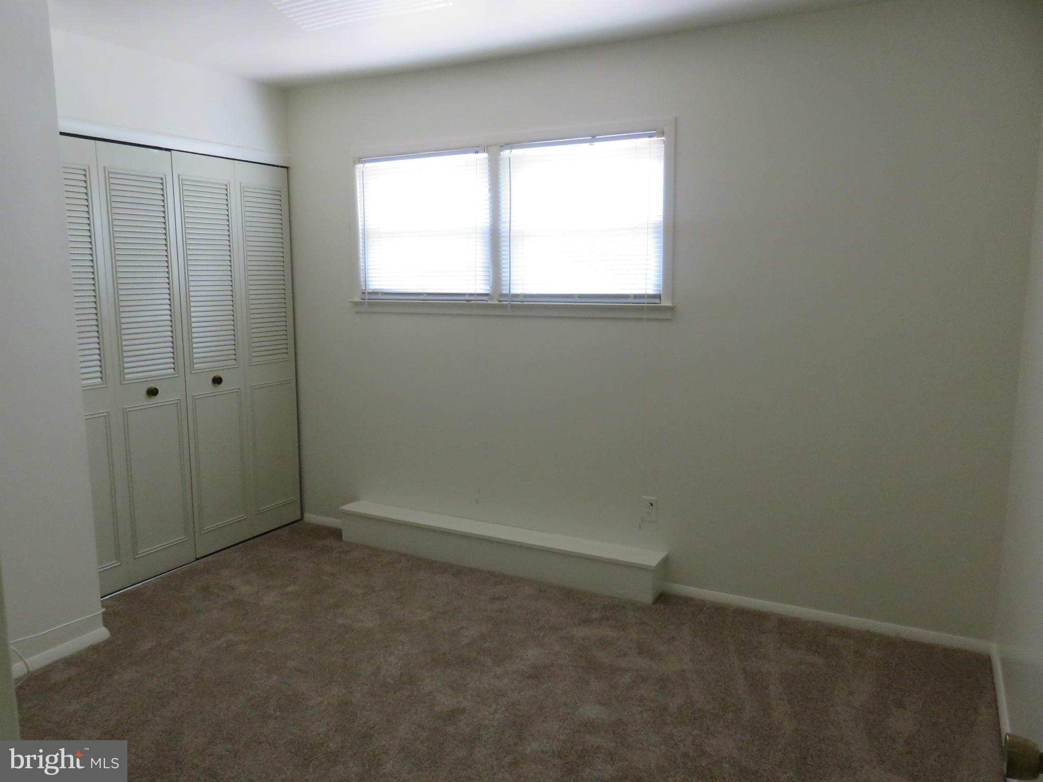 RAMBLING HILLS - Residential