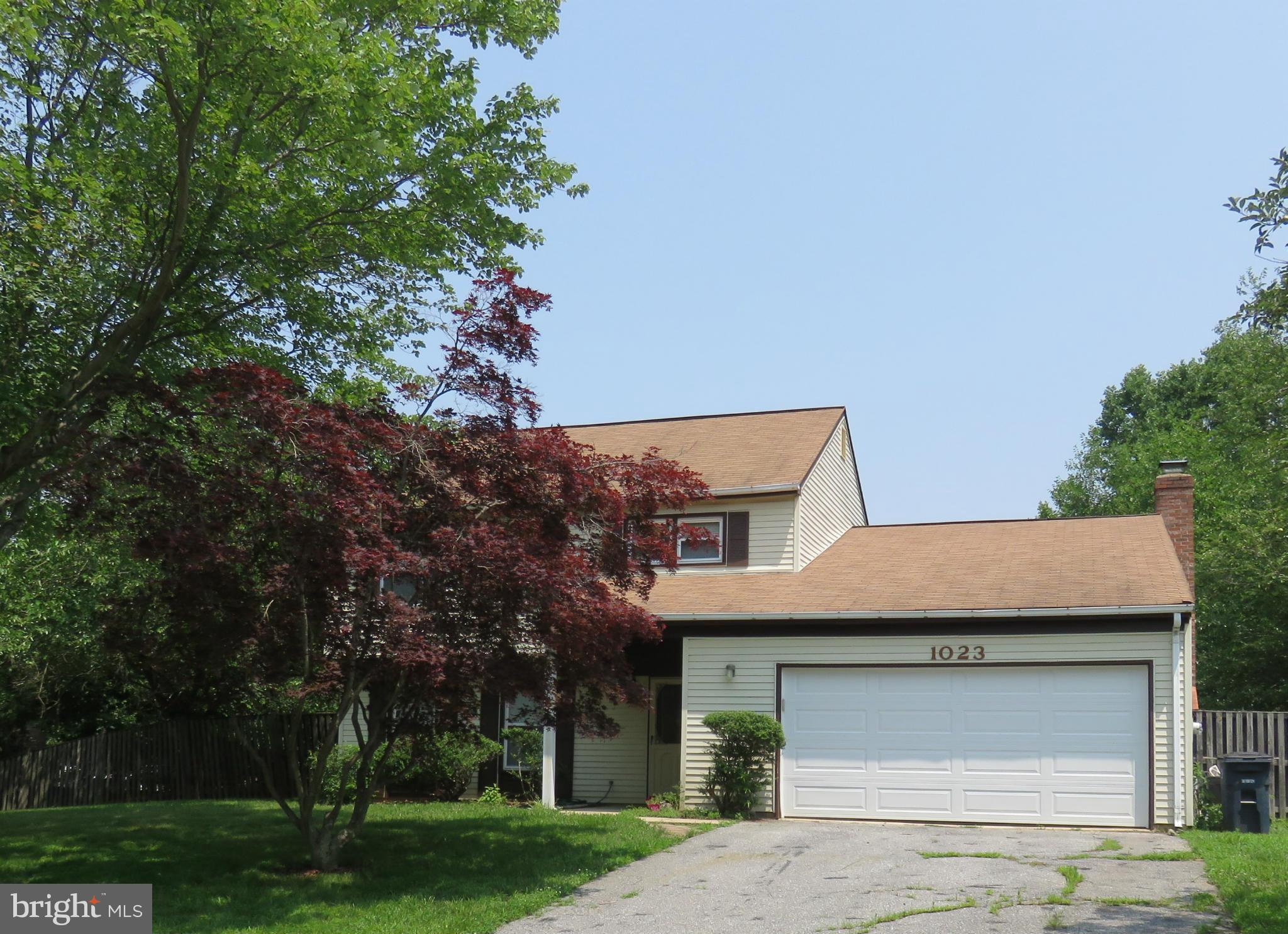 RAMBLING HILLS - Residential