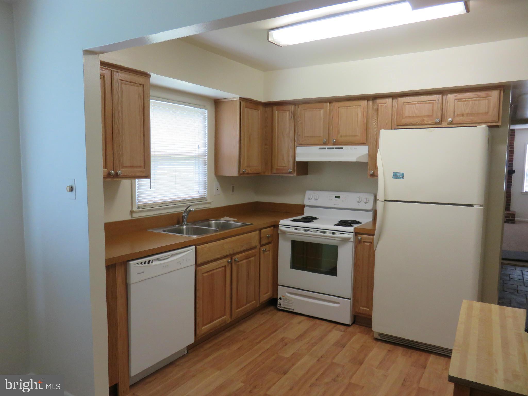 RAMBLING HILLS - Residential