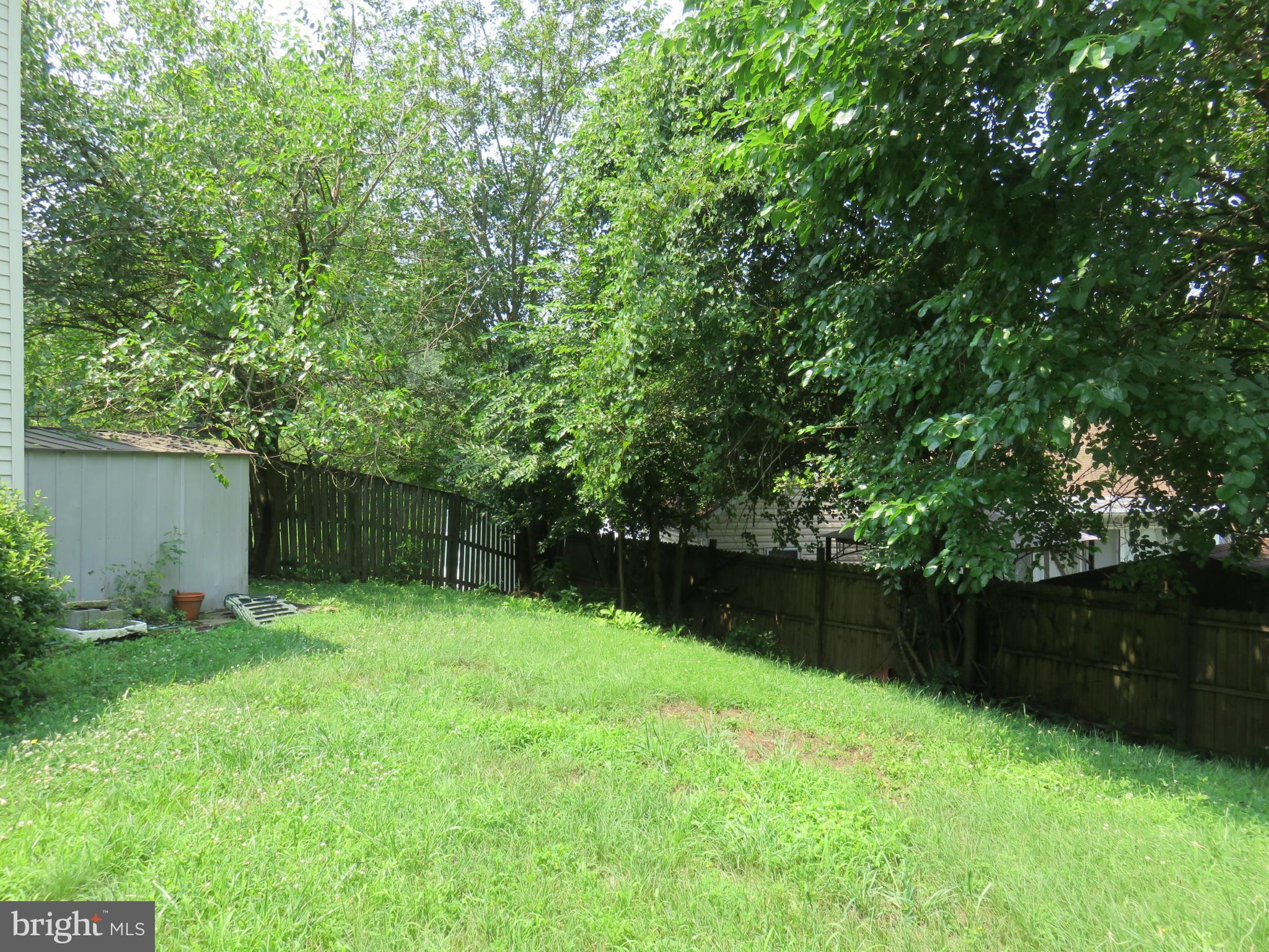 RAMBLING HILLS - Residential