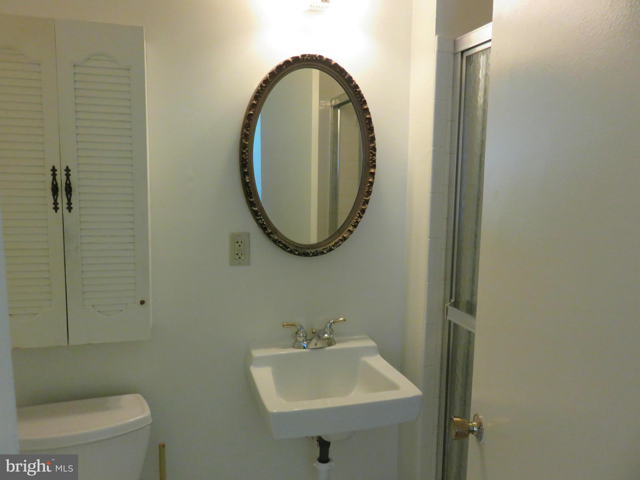 RAMBLING HILLS - Residential