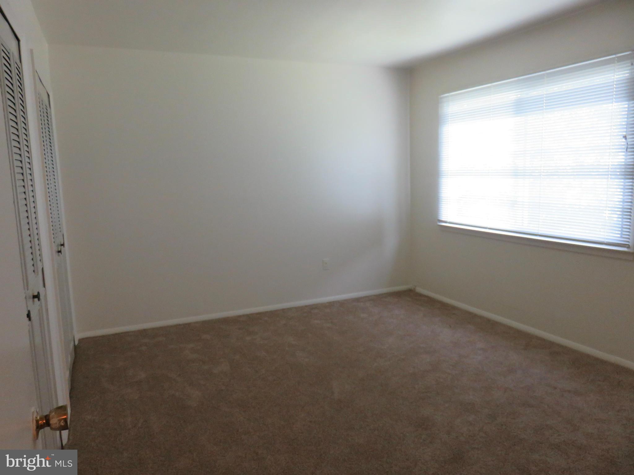 RAMBLING HILLS - Residential