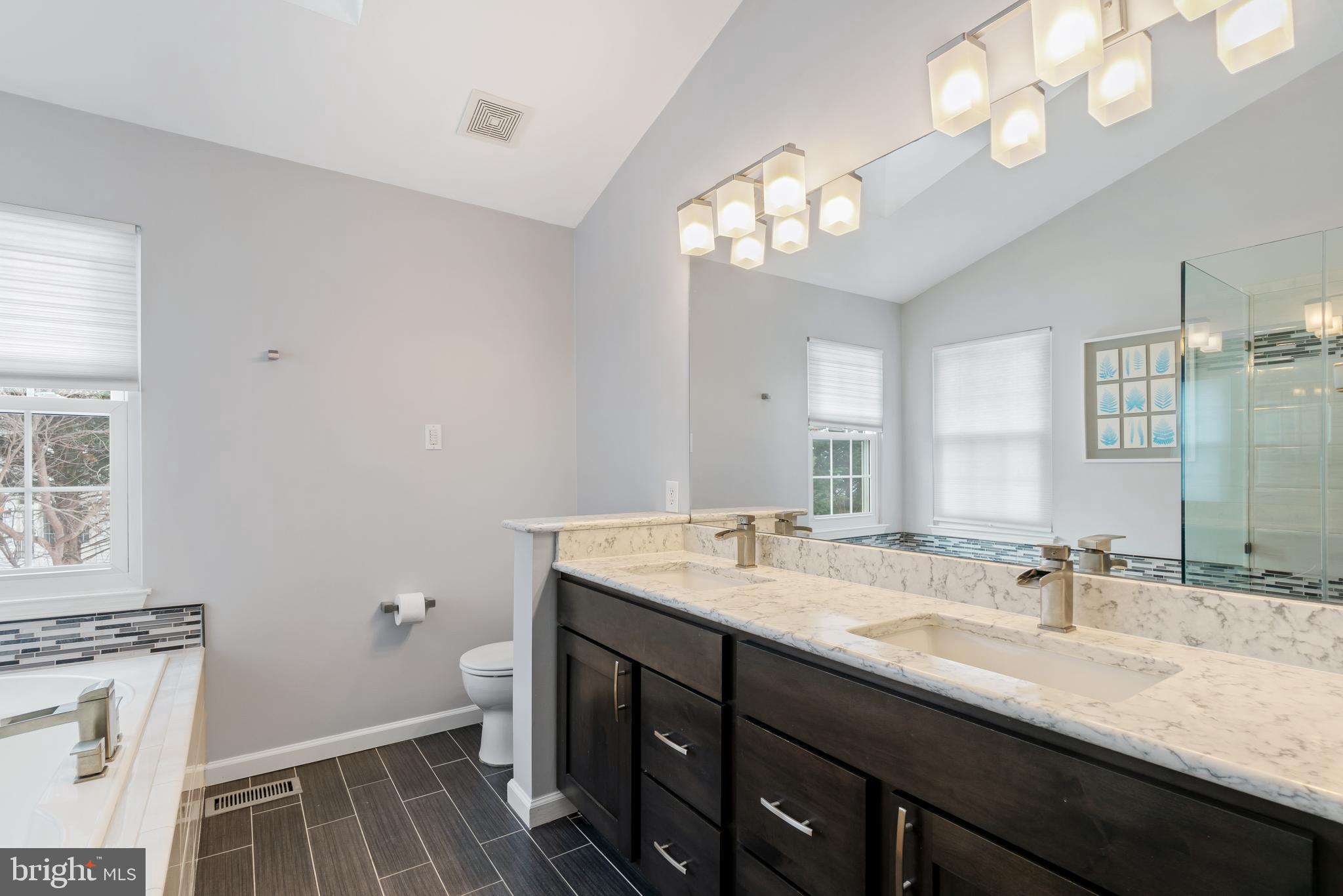 GOLD MINE CROSSING - Residential