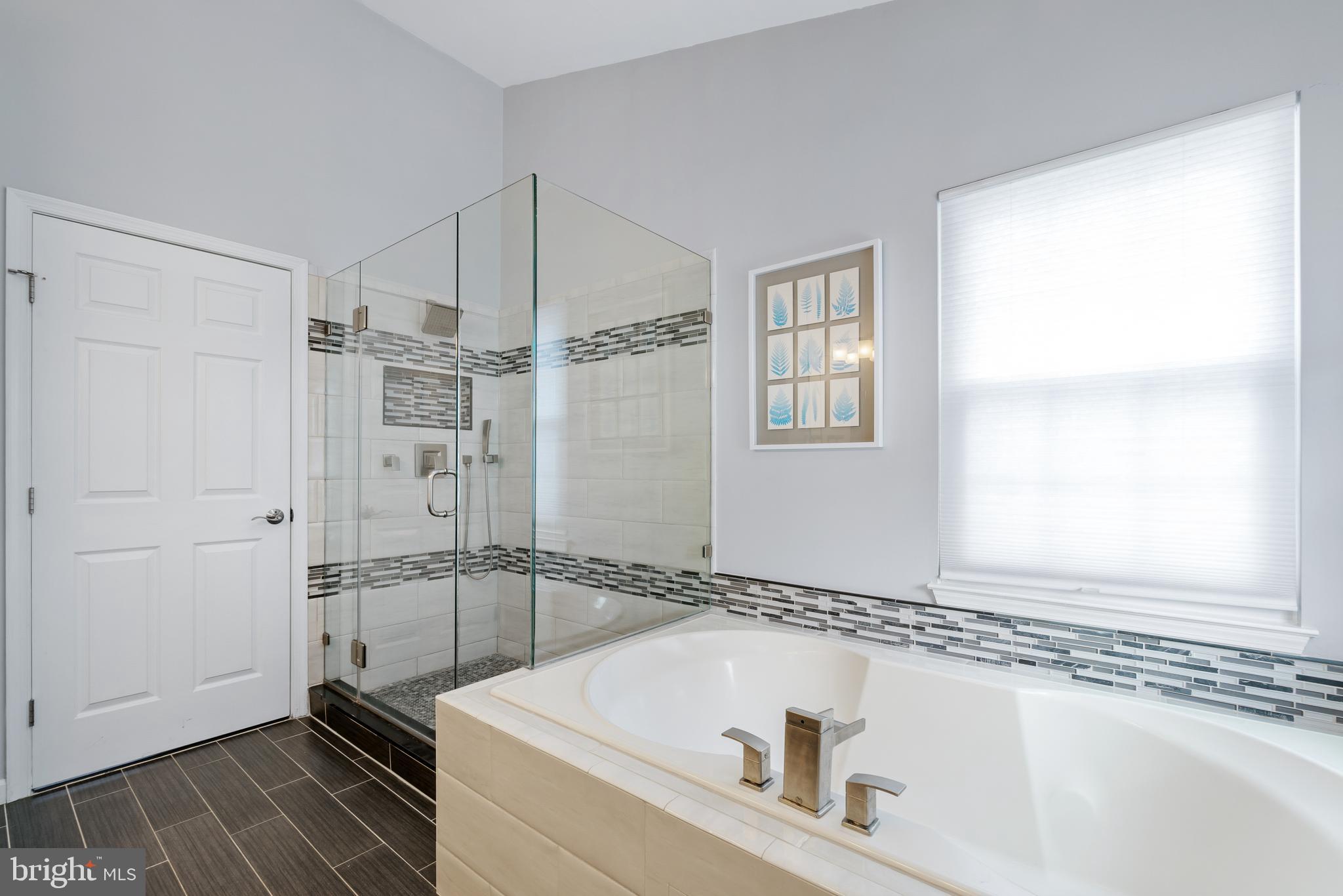 GOLD MINE CROSSING - Residential