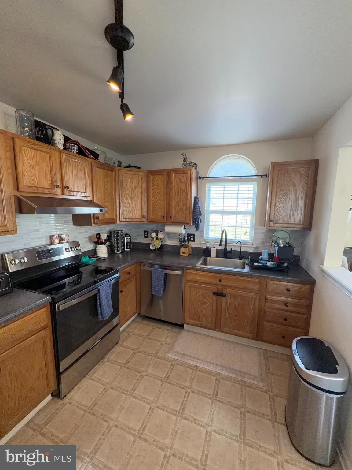 SUNNYSIDE VILLAGE - Residential