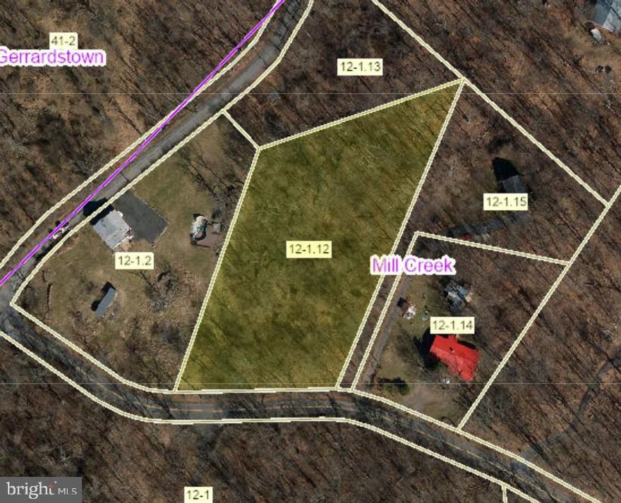 Nearly 2ac parcel in South Berkeley County. This lot is mostly wooded but could be the perfect spot for a business/pole barn. Priced to sell.