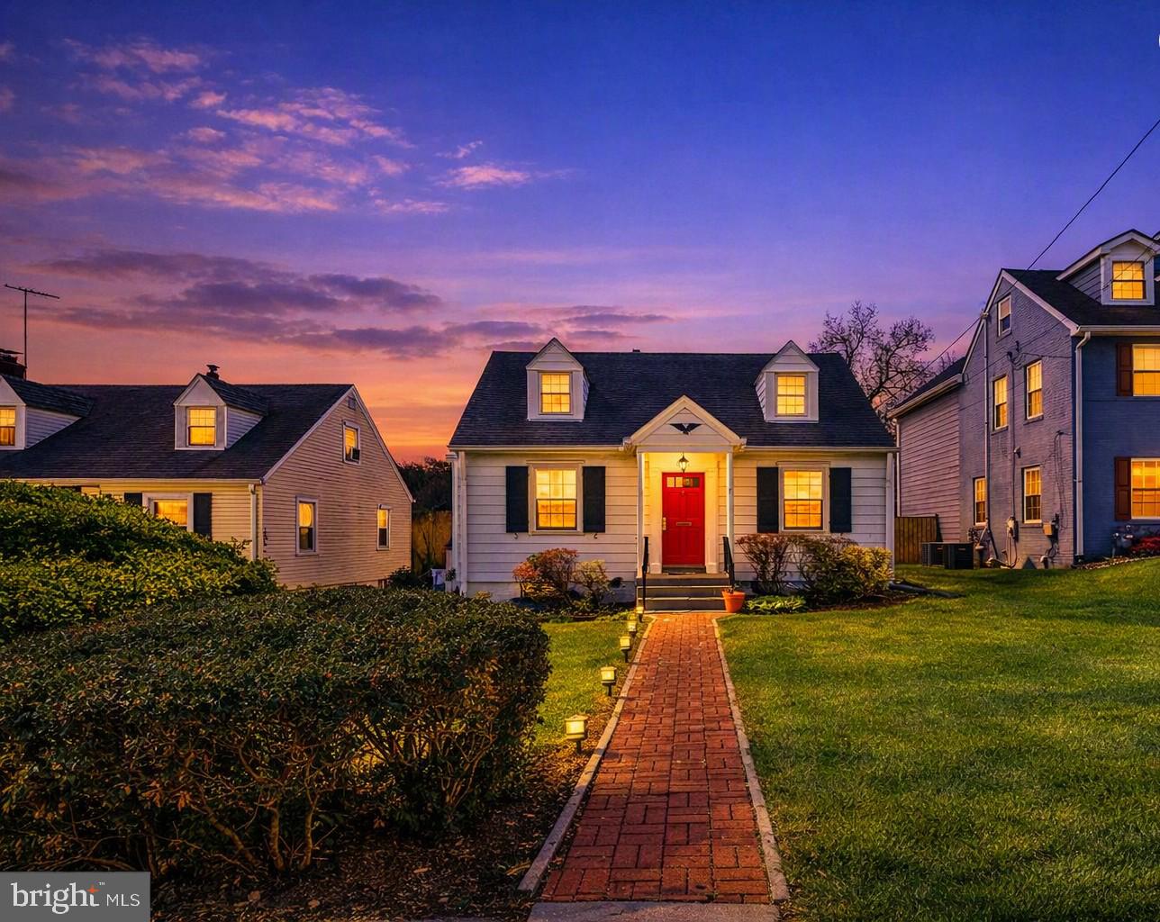 812 FOREST GLEN ROAD
