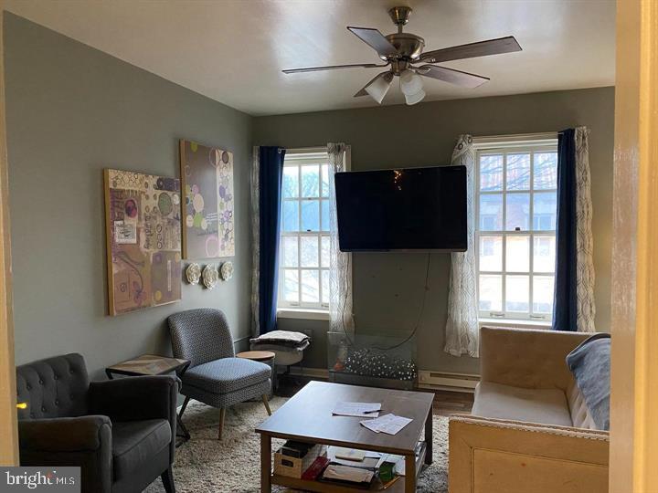 44 S LOUDOUN STREET 12
