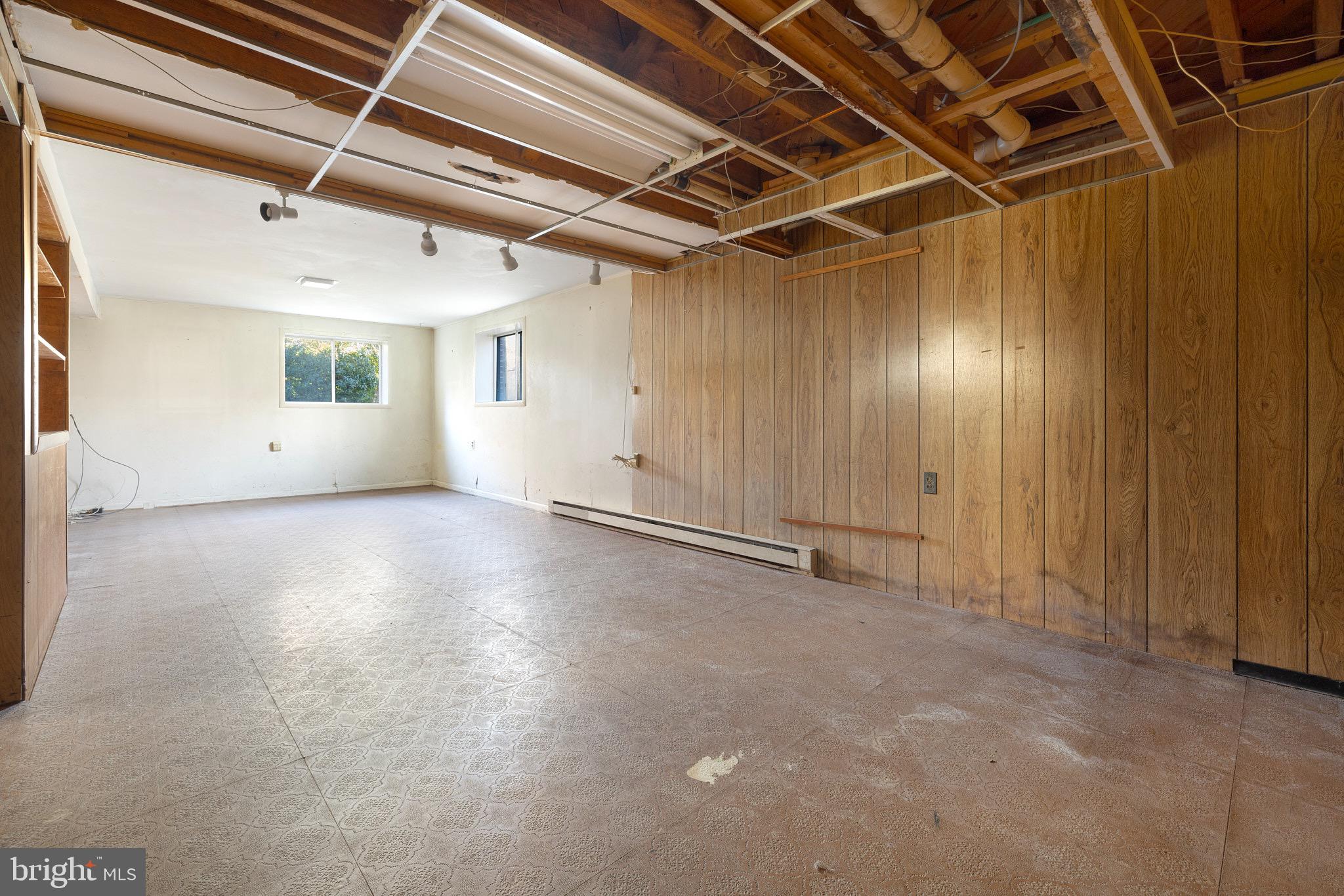 ARUNDEL VIEW - Residential