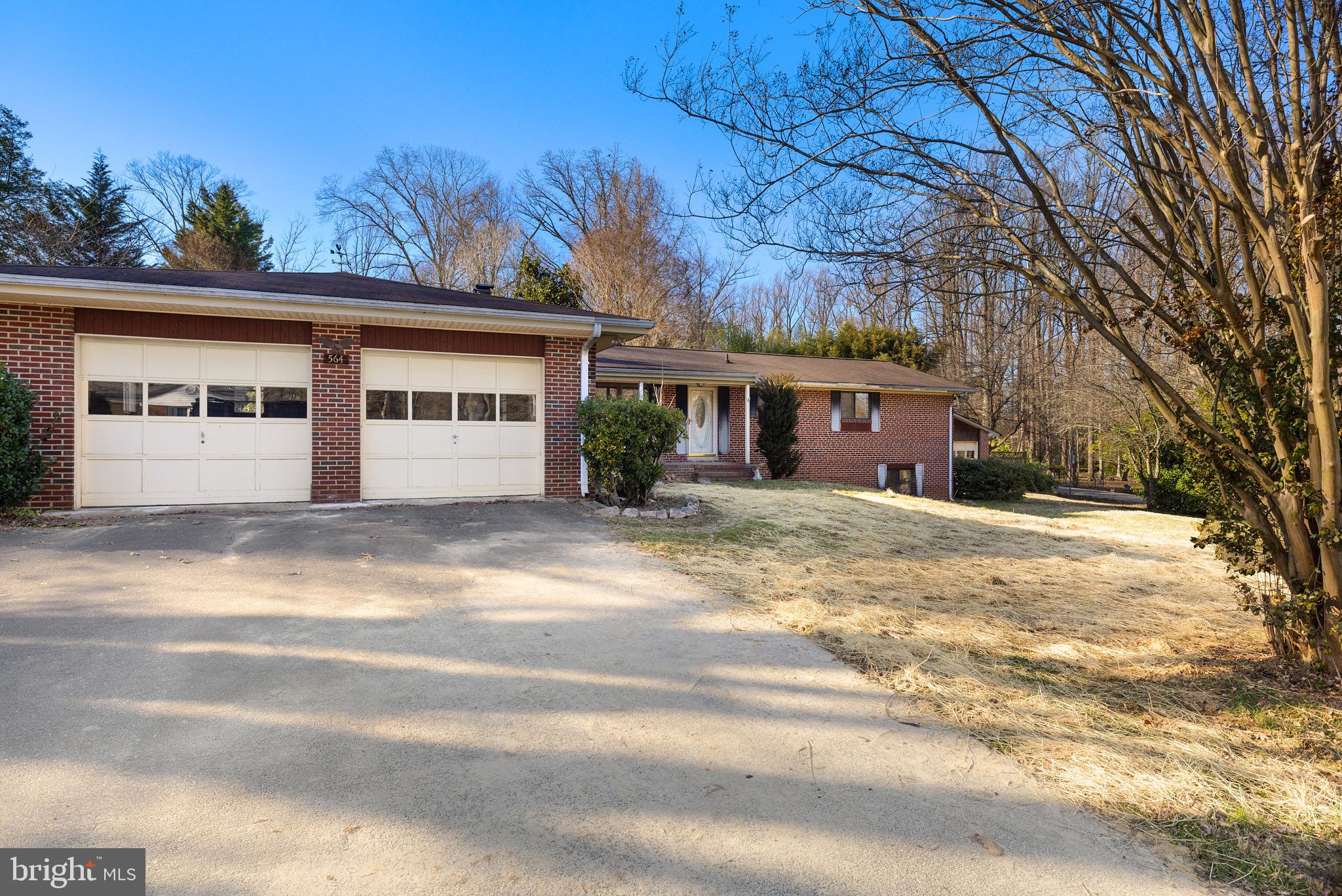 ARUNDEL VIEW - Residential