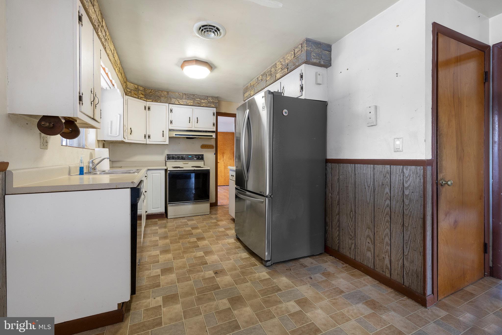 ARUNDEL VIEW - Residential