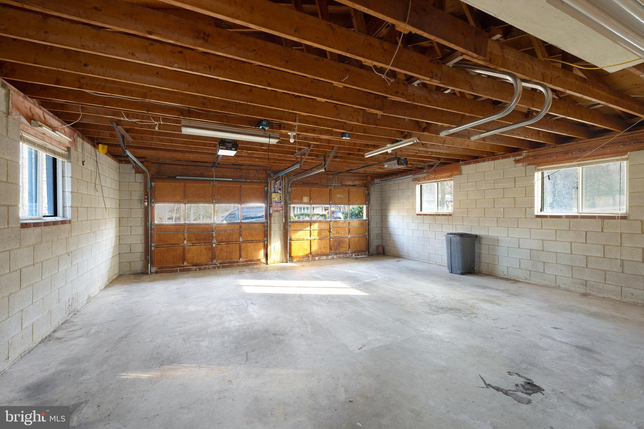 ARUNDEL VIEW - Residential