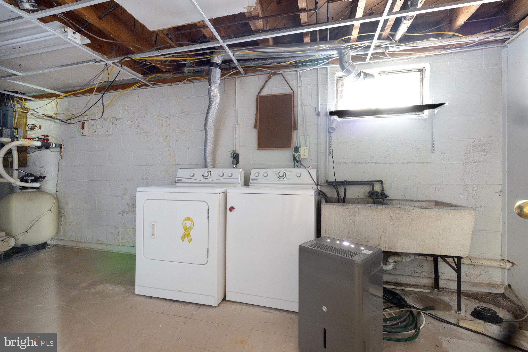 ARUNDEL VIEW - Residential