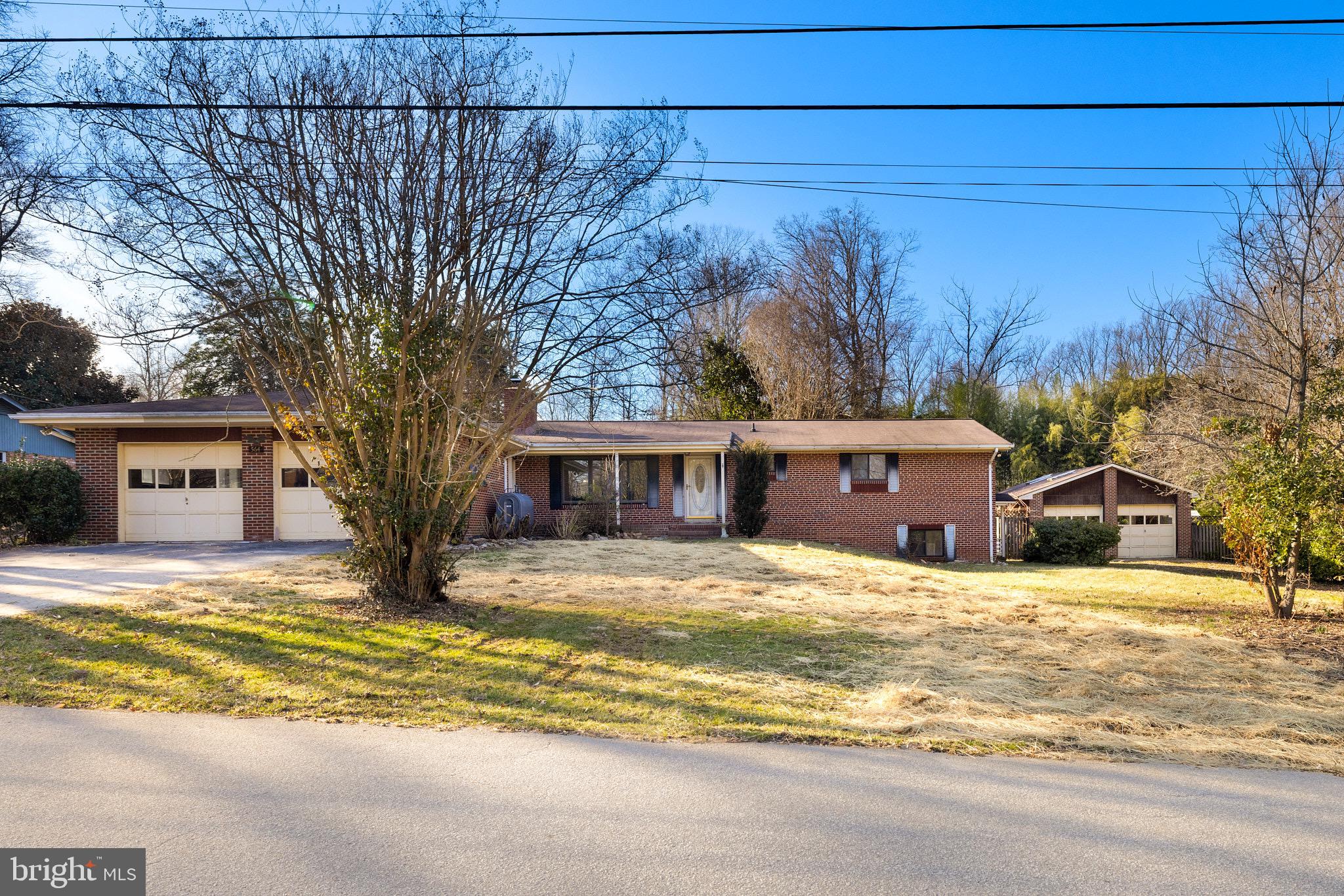 ARUNDEL VIEW - Residential
