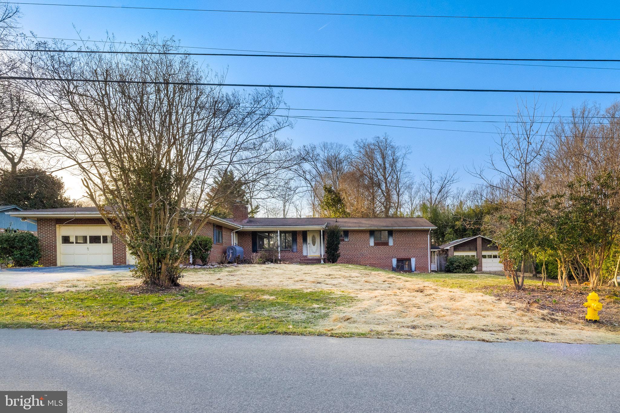 ARUNDEL VIEW - Residential