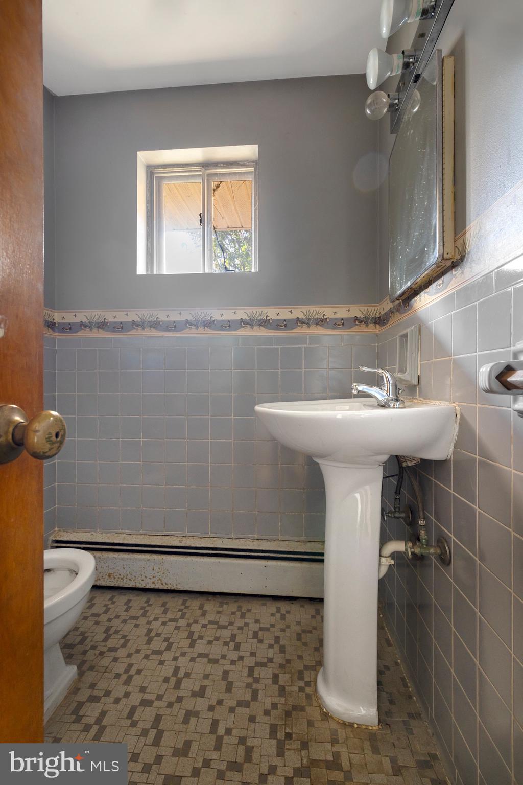 ARUNDEL VIEW - Residential