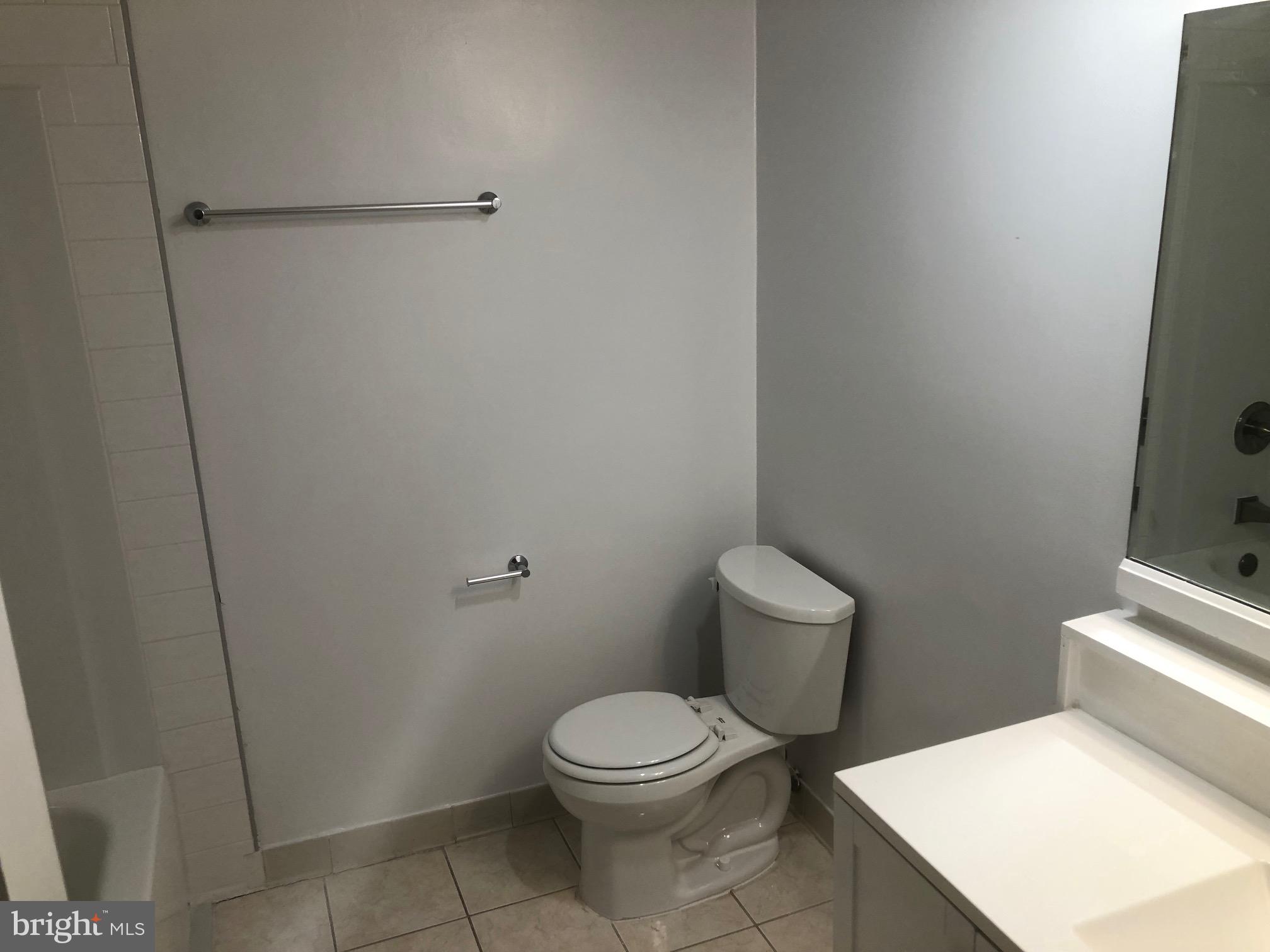 VILLA RIDGE CONDOMINIUM - Residential Lease