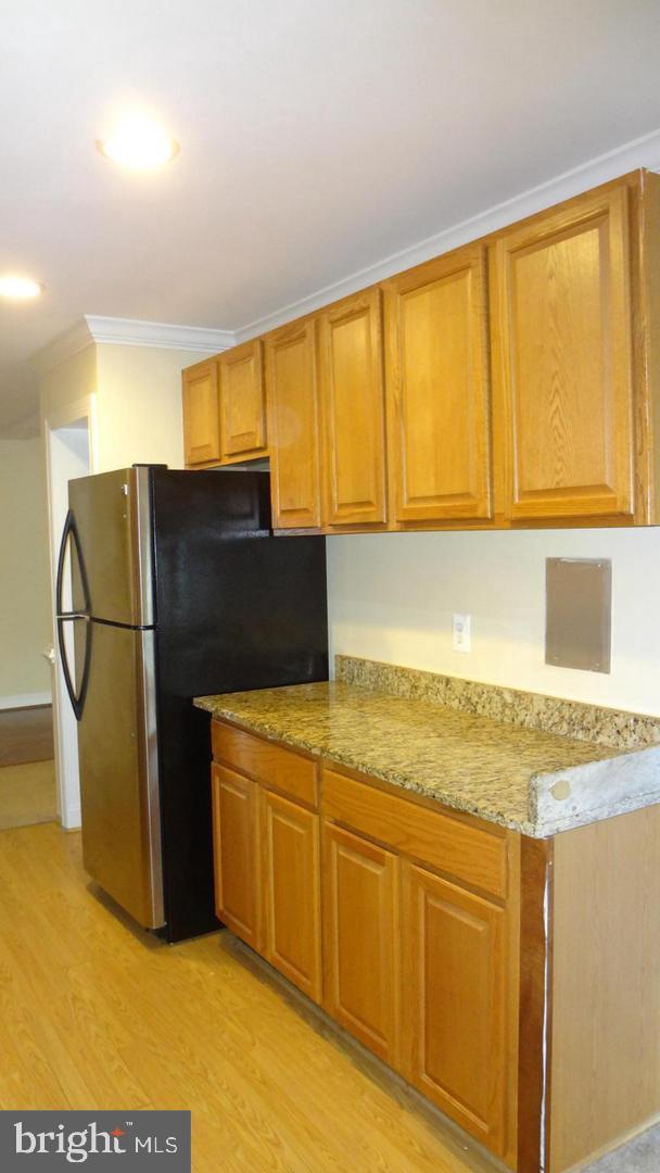 VILLA RIDGE CONDOMINIUM - Residential Lease