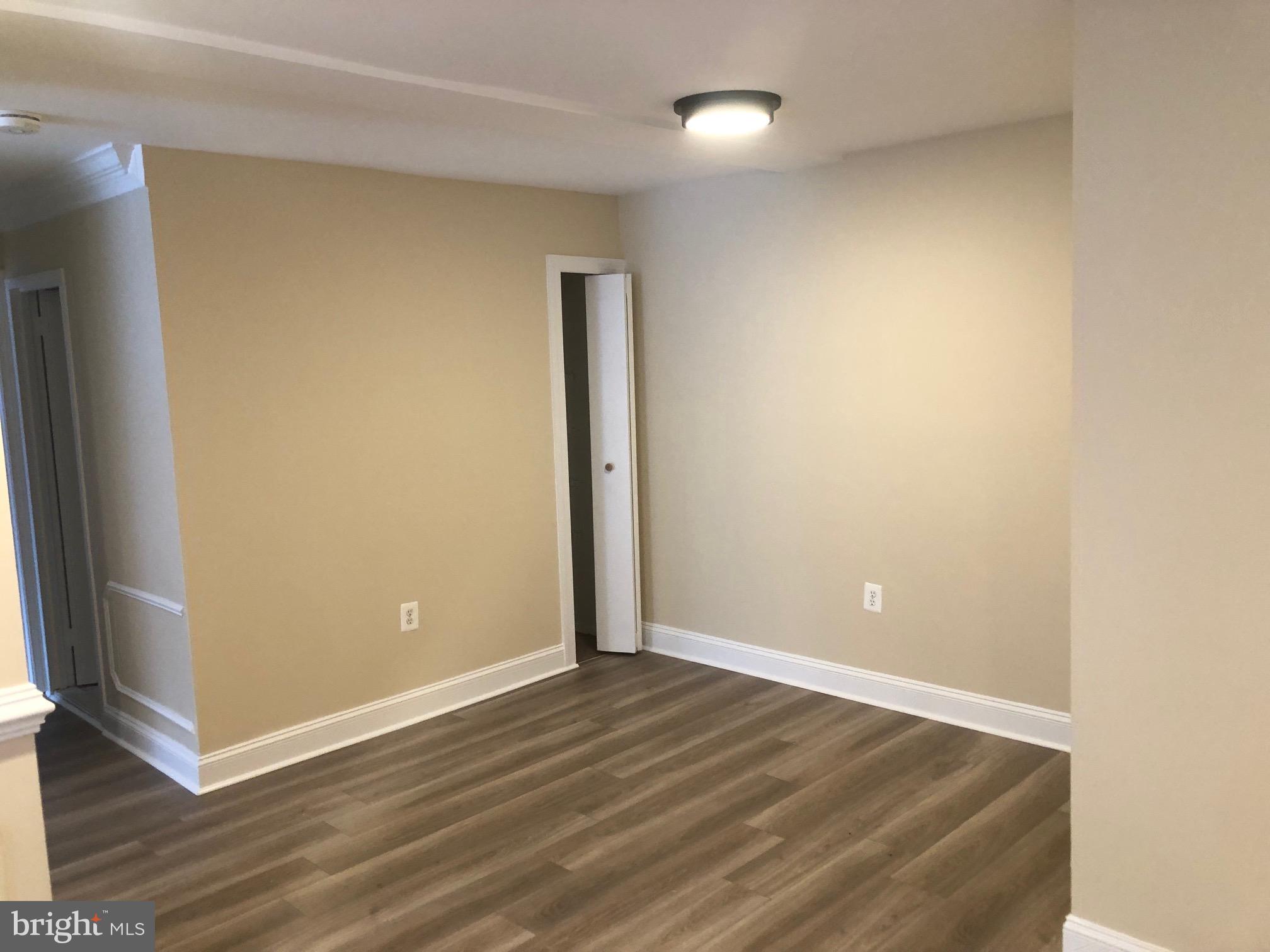 VILLA RIDGE CONDOMINIUM - Residential Lease