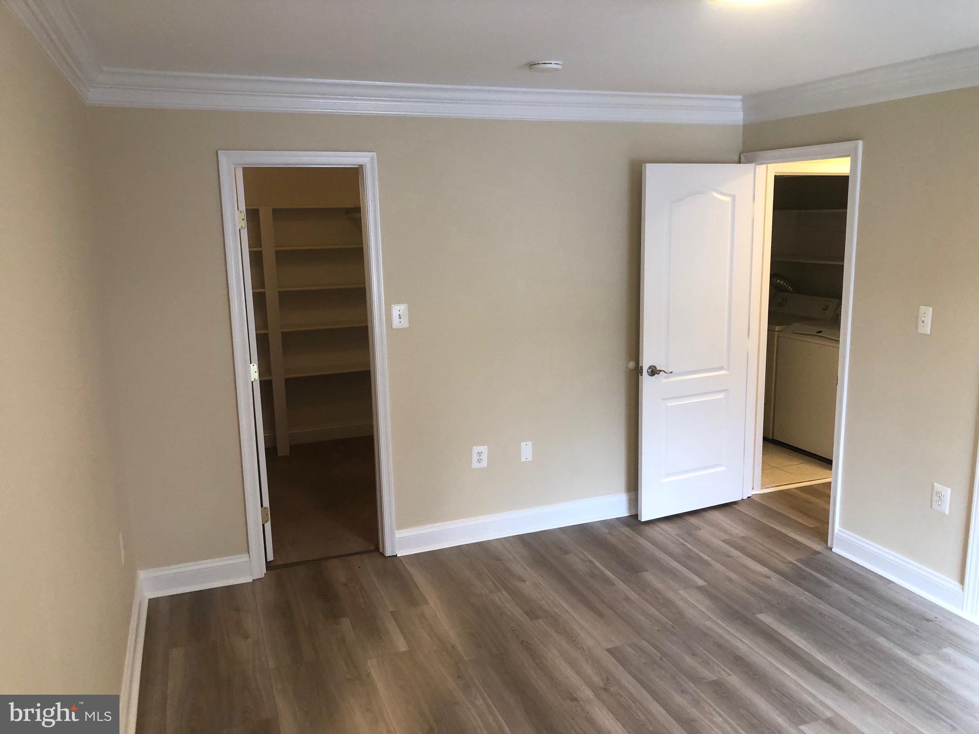 VILLA RIDGE CONDOMINIUM - Residential Lease