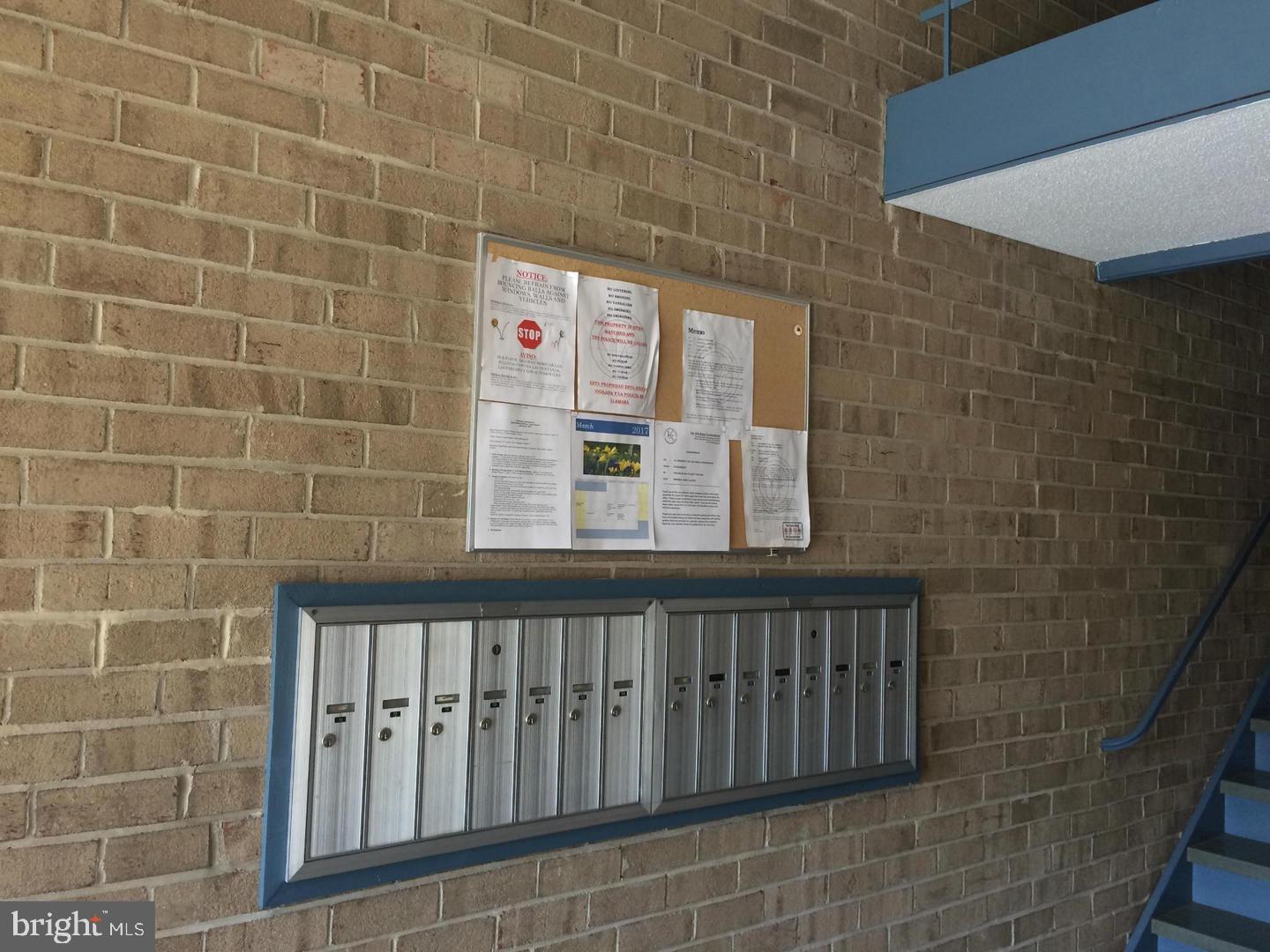 VILLA RIDGE CONDOMINIUM - Residential Lease