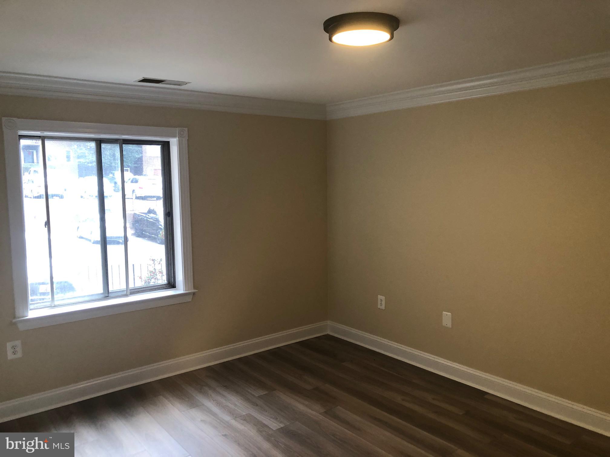 VILLA RIDGE CONDOMINIUM - Residential Lease