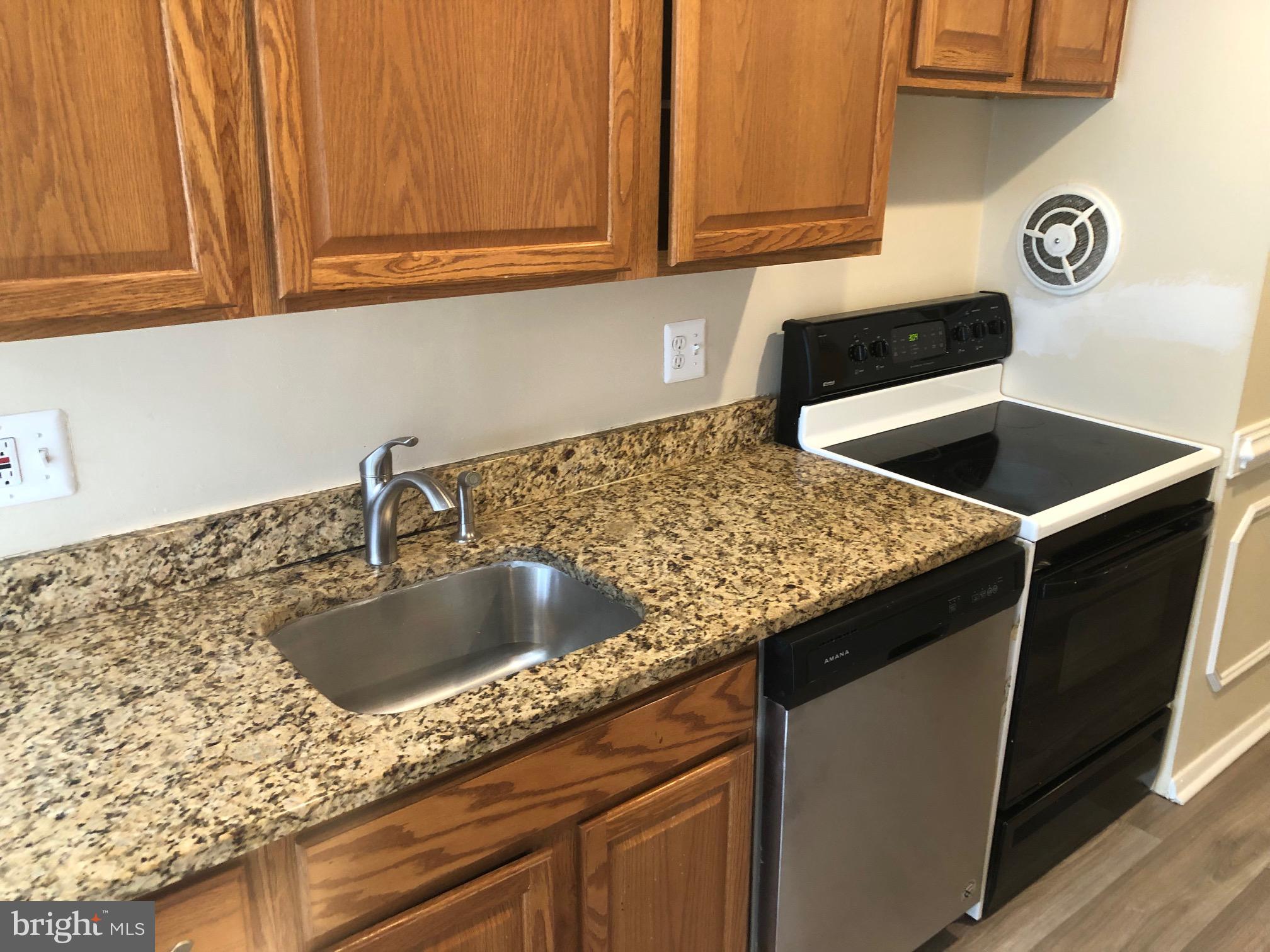 VILLA RIDGE CONDOMINIUM - Residential Lease