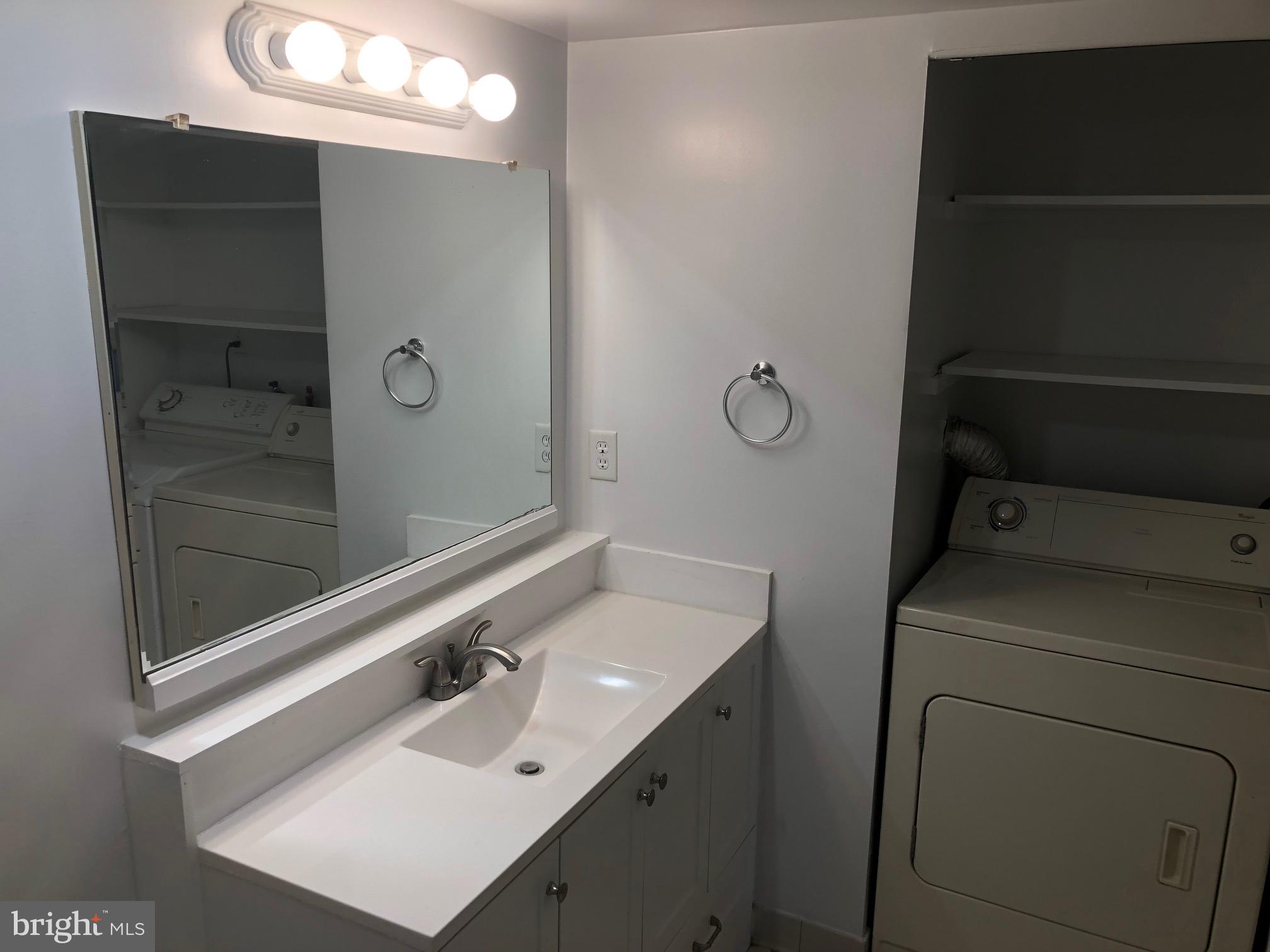 VILLA RIDGE CONDOMINIUM - Residential Lease