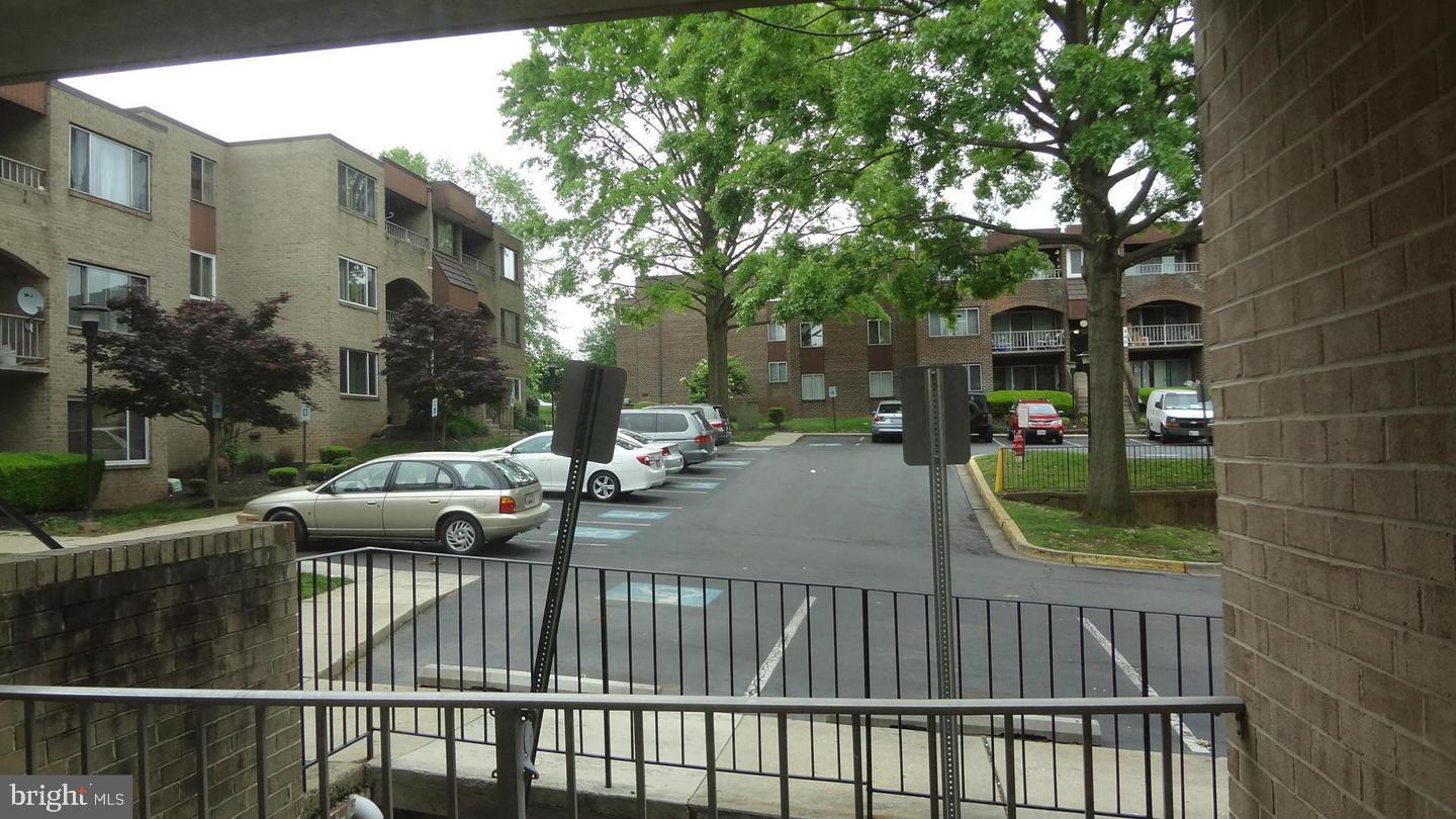 VILLA RIDGE CONDOMINIUM - Residential Lease