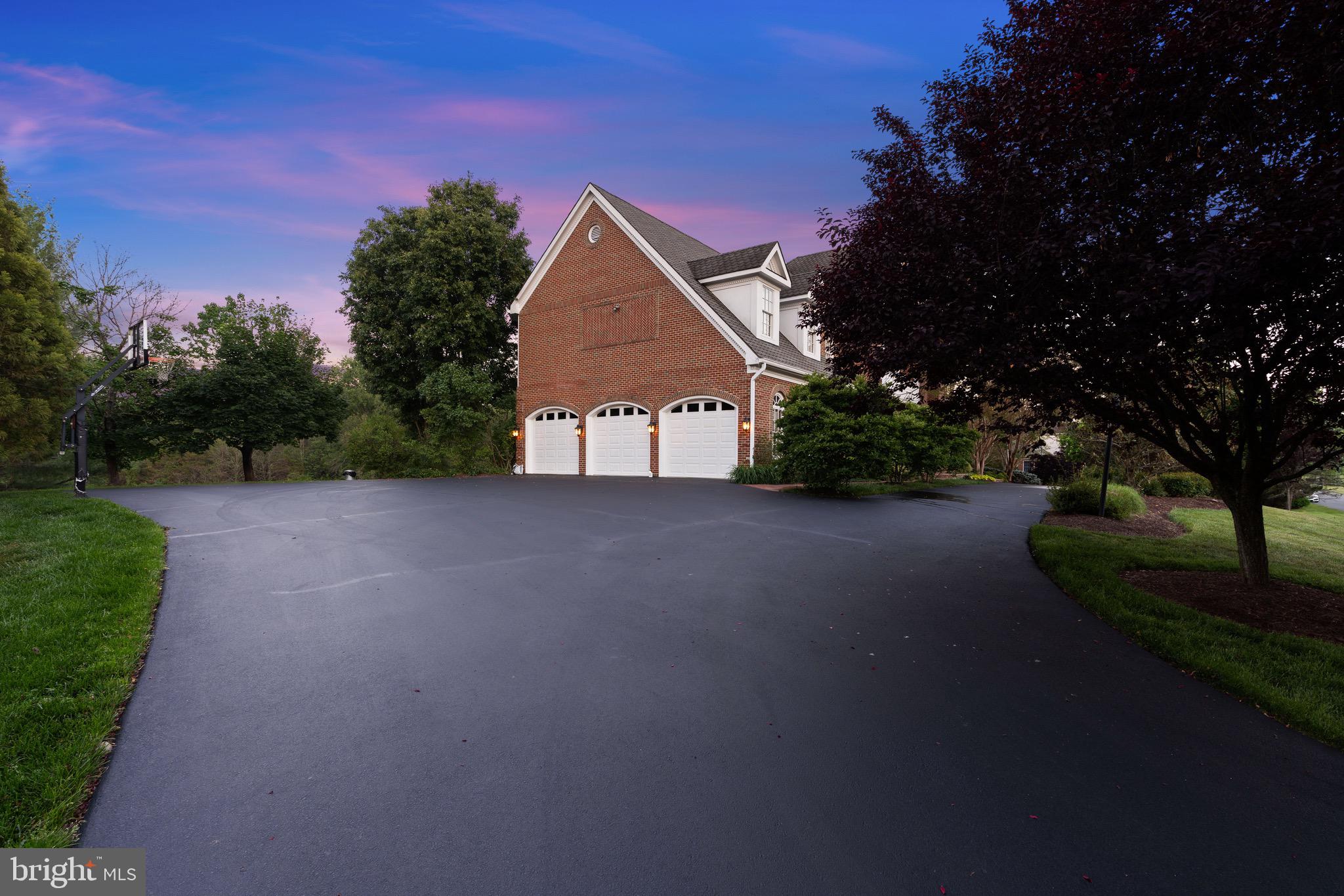 SULLY ESTATES - Residential