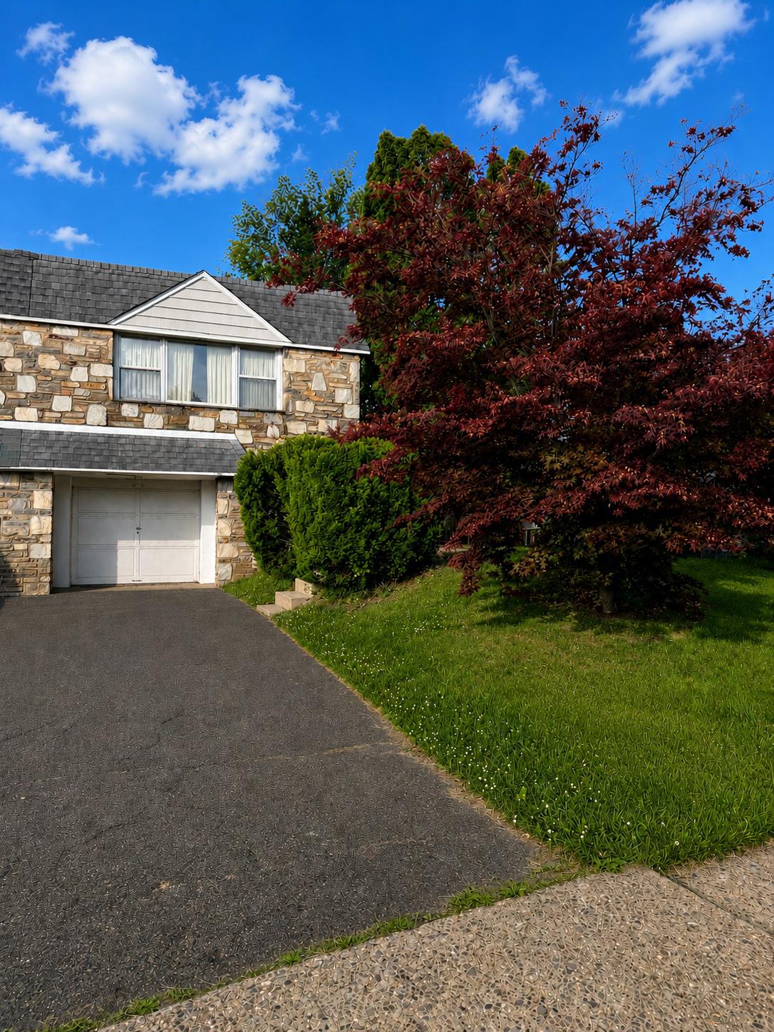 LANSDALE - Residential